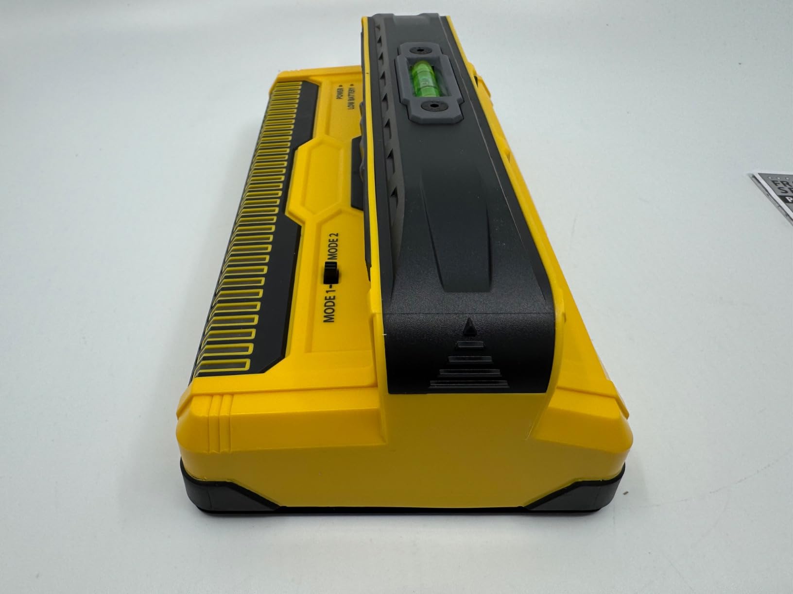 Franklin Sensors ProSensor MAX Stud Finder, 13-Sensor Wall Scanner | Wood and Metal Stud Detector, Scans Through Plaster, OSB and More, Made in the USA, Shows Full Width of Studs customer photo 1