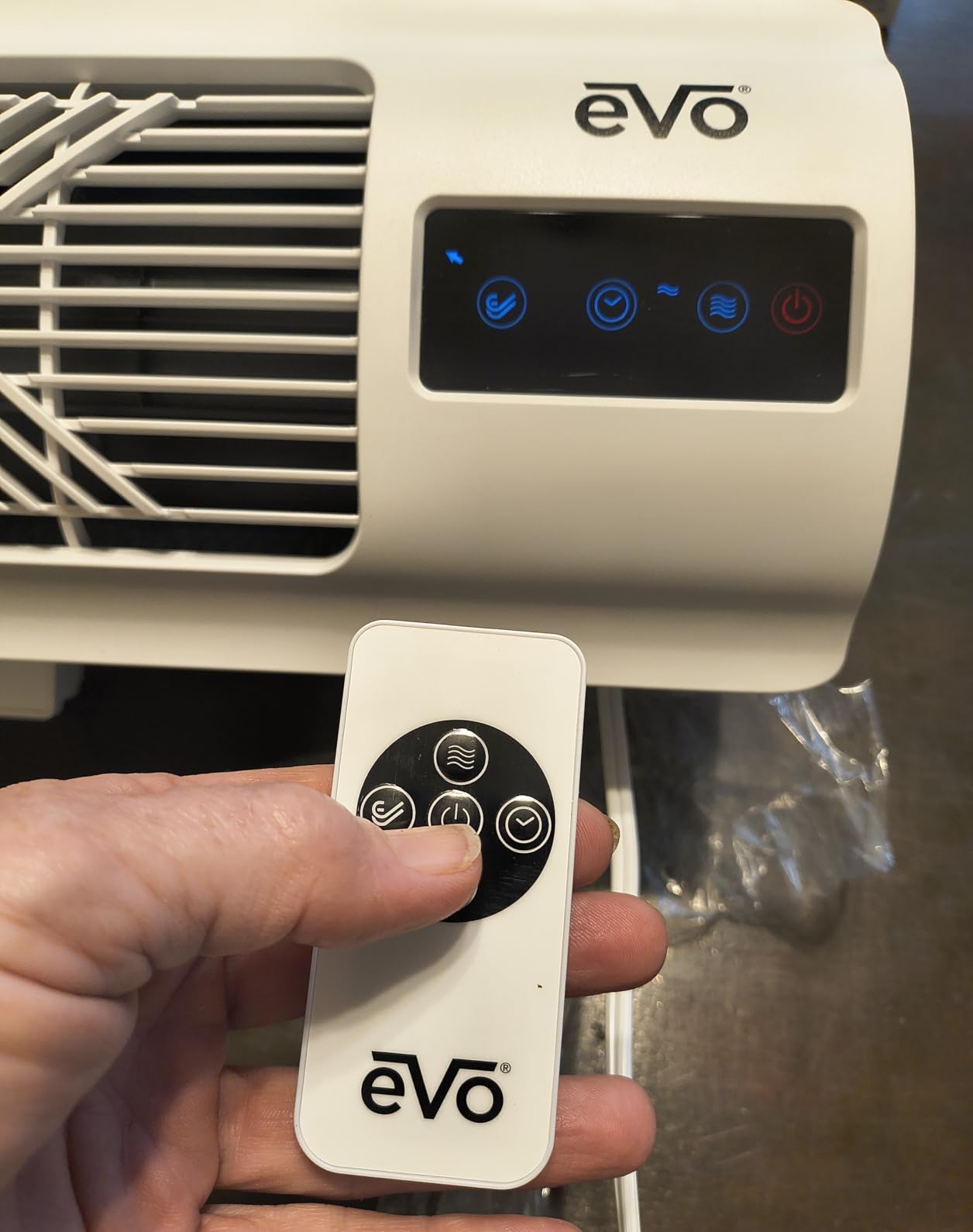 EVO Window Fan Air Circulator with Remote Control (Fits Up To 40