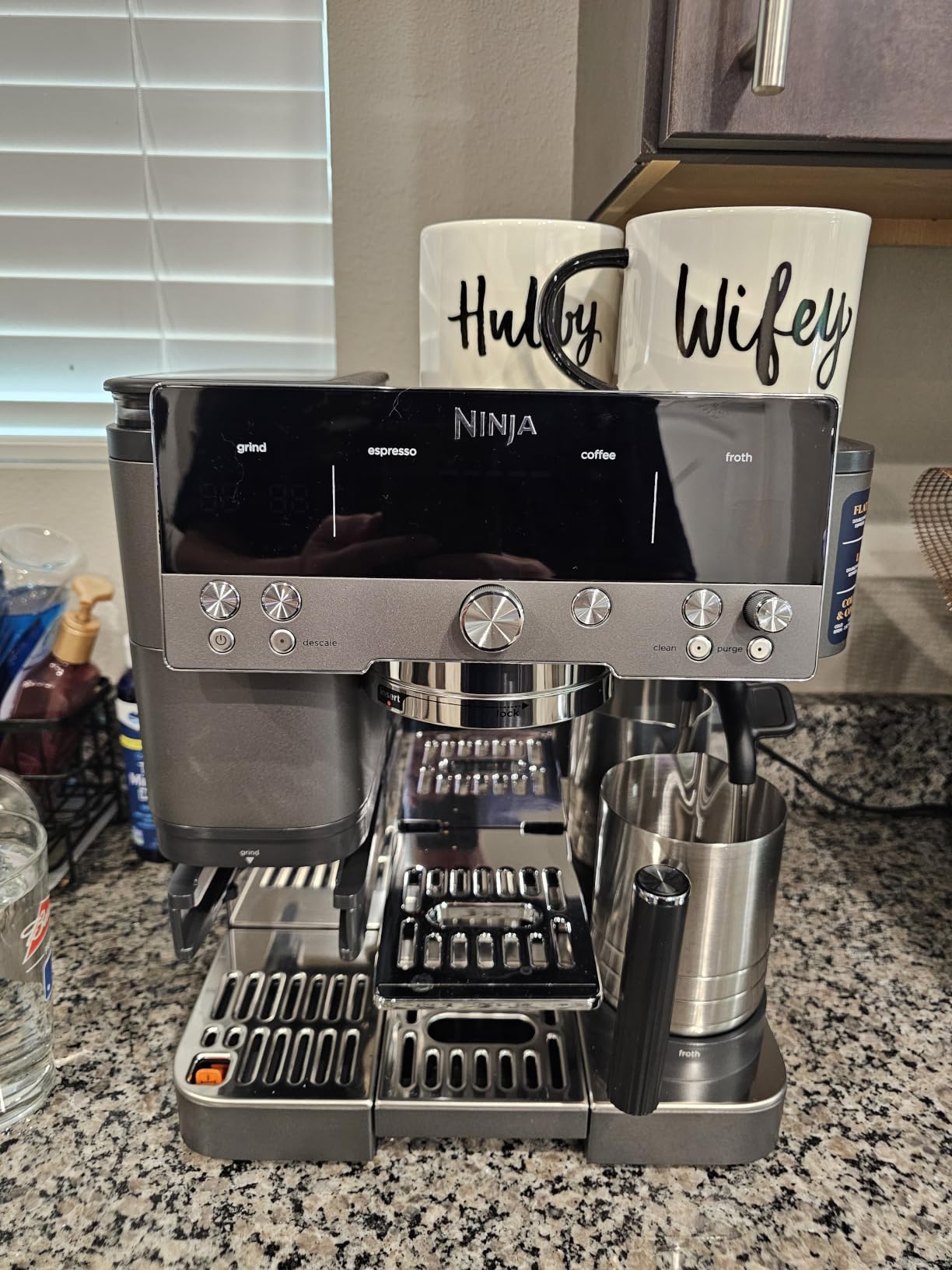 Ninja Luxe Café Premier 3-in-1 Espresso Machine, Drip Coffee, & Cold Brew | Built-in Grinder, Hands-Free Milk Frother, and Assisted Tamper for Cappuccinos & Lattes, Stainless Steel, ES601 customer photo 1