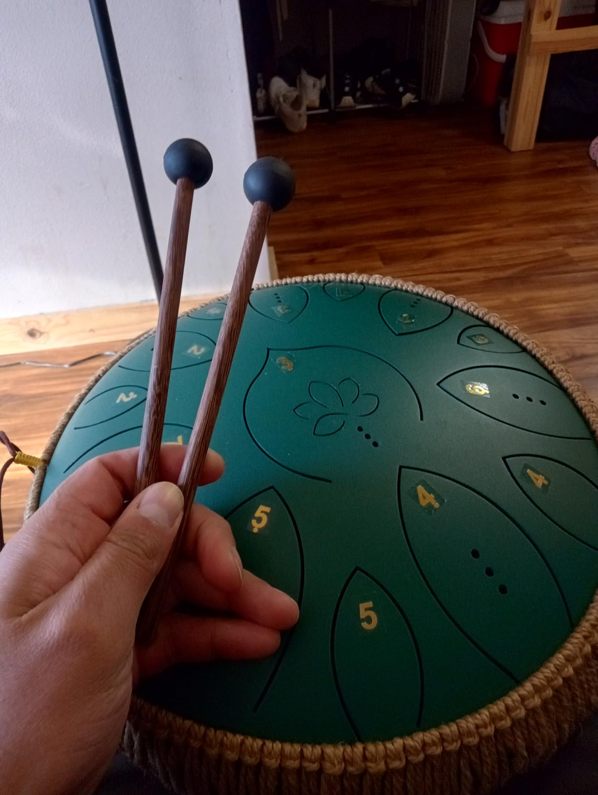 Steel Tongue Drum 13 Inches 15 Notes, Hand Pan Drums for Adults 440Hz, C Major Handpan Musical Instrument with Song Book, Mallets and Carry Bag customer photo 1