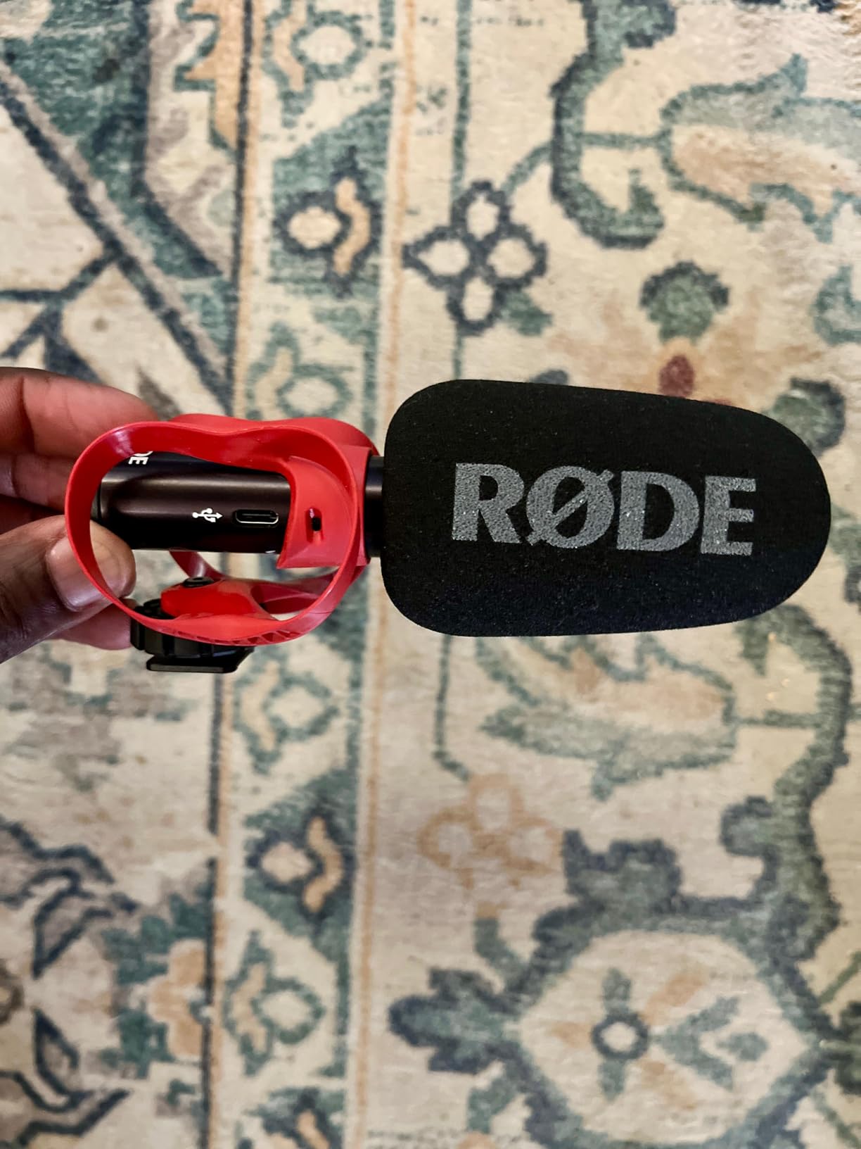 RØDE VideoMic GO II Helix | Ultra-Compact On-Camera Shotgun Microphone with Both 3.5mm and USB Outputs for Filmmaking, Content Creation, Podcasting and Video Calls (3rd Gen) customer photo 1