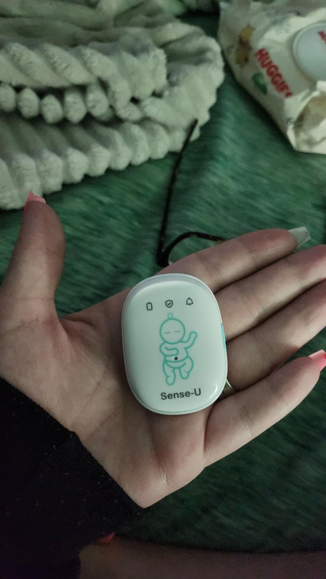 Sense-U Pro Baby Movement & Sleep Position Monitor, Sleep Analysis, Long Battery Life, Easy Clip-On Design customer photo 2