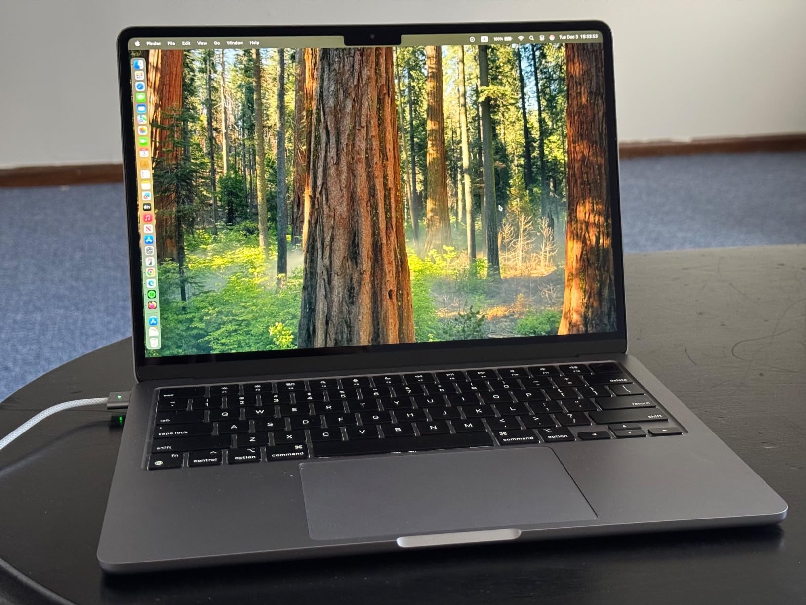 Apple 2024 MacBook Air with M3 chip, 13-inch, 16GB RAM, 512GB SSD Storage Space Gray (Renewed) customer photo 2