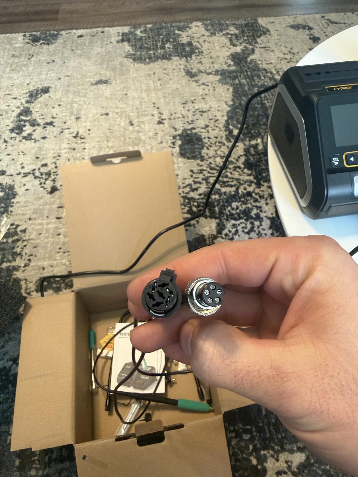 FNIRSI DWS-200 200W High Power Soldering Station Kit, 2 Helping Hands, 3S Melting (212-842℉), 6 F245 3 F210 Iron Tips, 3 Display Modes, Pre-set 3 Temps, Precision Digital Solder for Electronics Repair customer photo 1