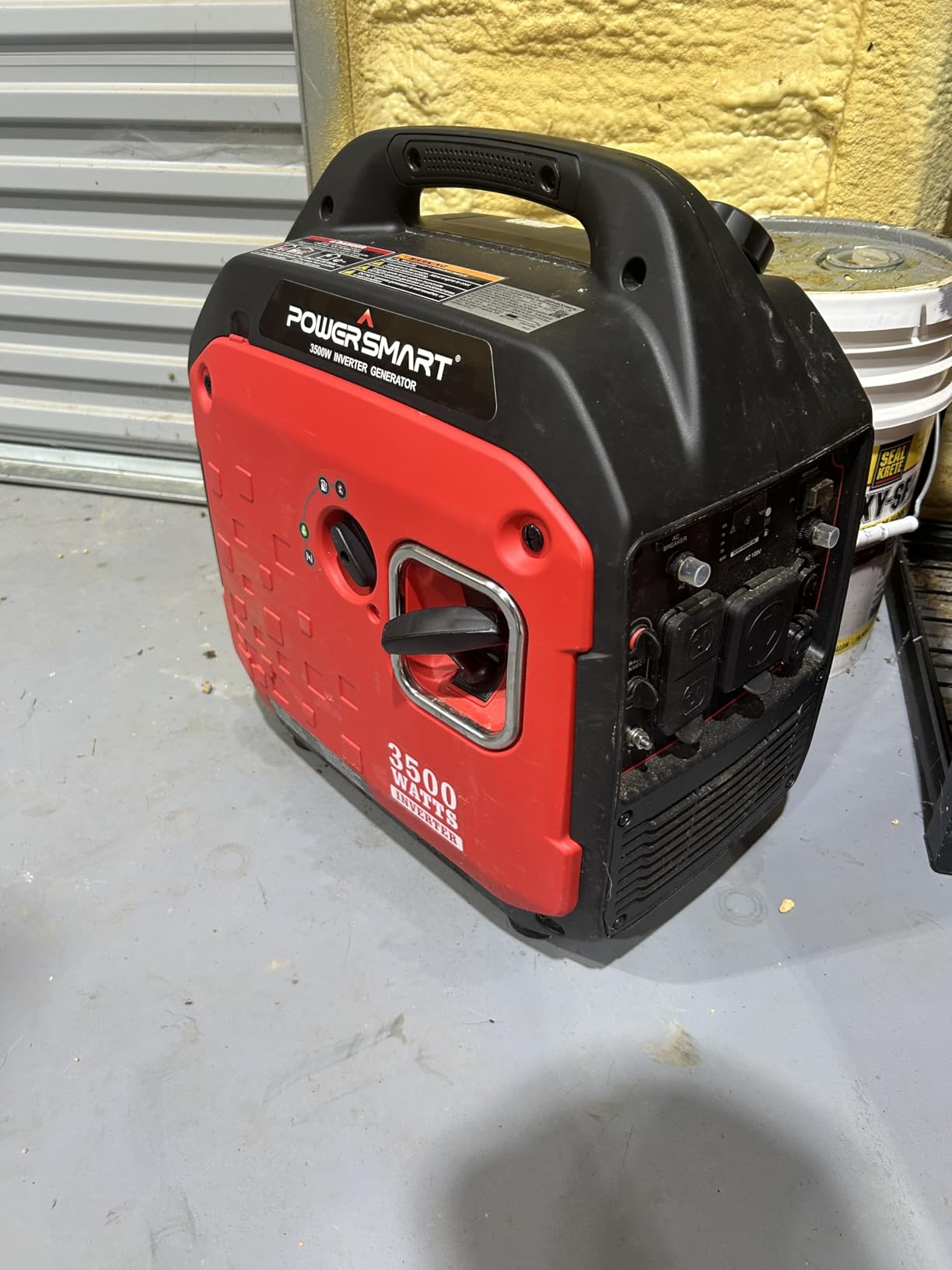 PowerSmart 2500 Watt Portable Inverter Generator with Quiet Technology, Compact and Lightweight Design, Small Generator for Camping, EPA Compliant customer photo 1