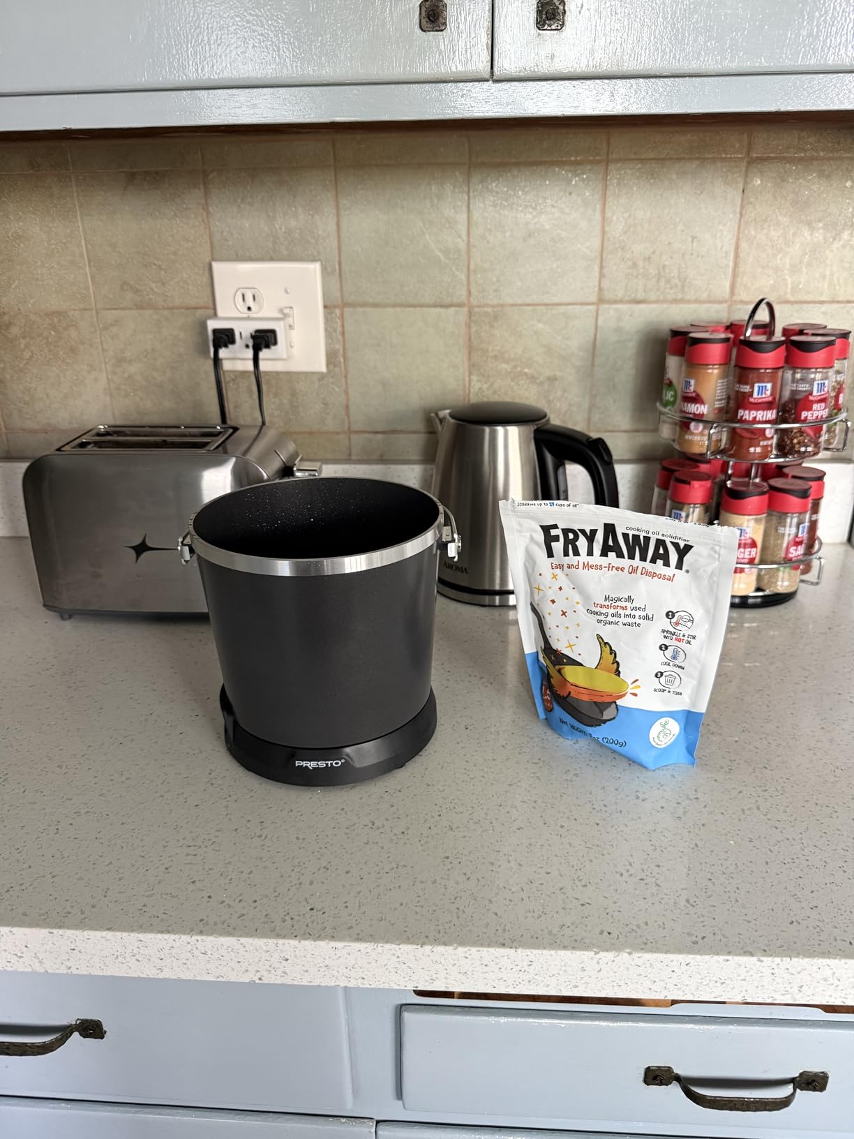 Presto 05427 FryDaddy Electric Deep Fryer customer photo 2