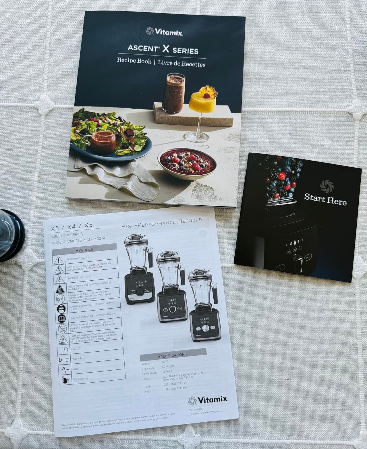 Vitamix Ascent X5 Professional-Grade Blender, 10 Programs, Brushed Stainless | 48 oz. Container, Kitchen Appliance for Smoothies, Soups and More, Pulse, Variable Speed, Self-Cleaning Program, SELF-DETECT customer photo 1