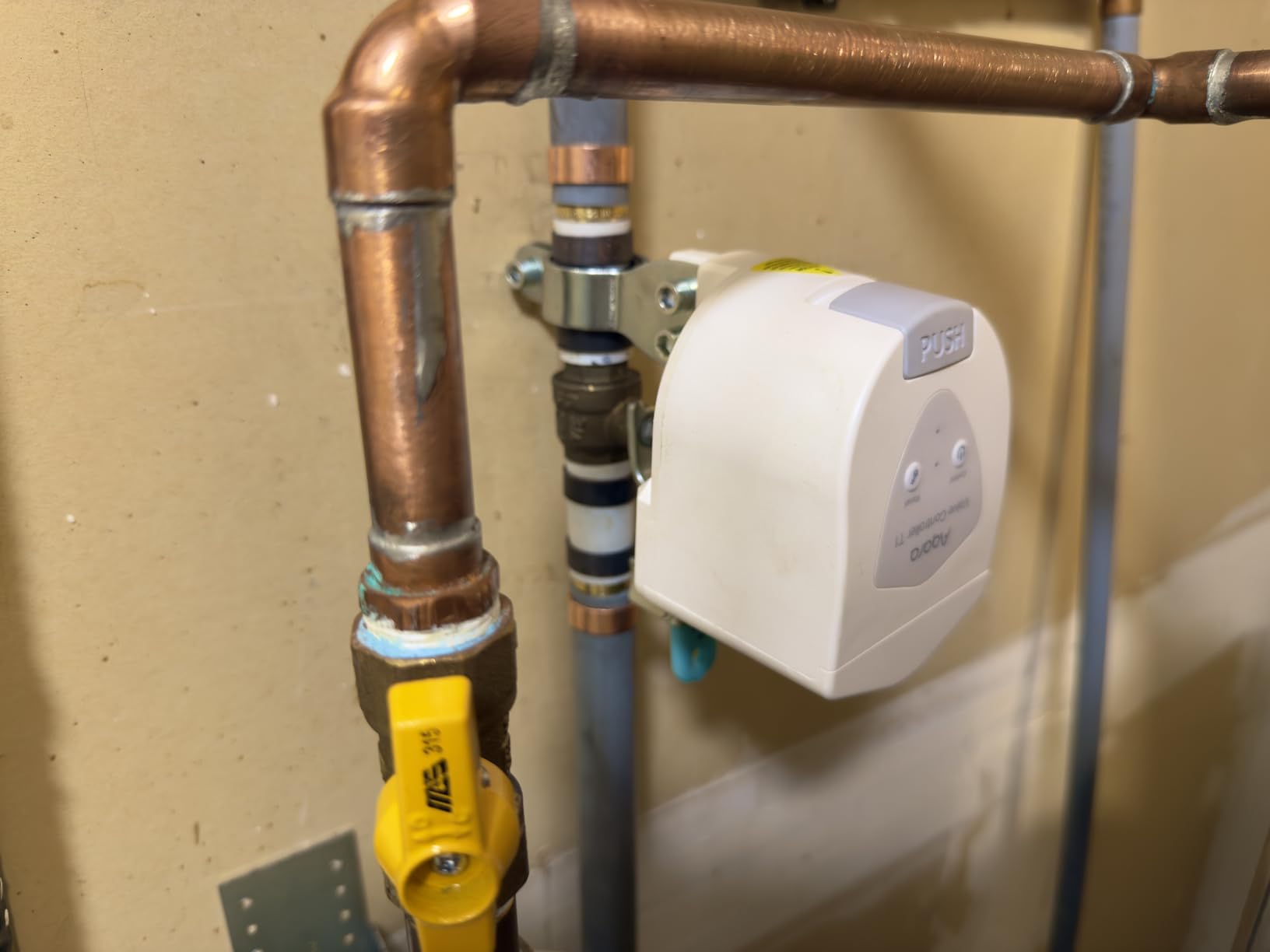 Aqara Smart Valve Controller T1,Matter Over Bridge, Zigbee 3.0 Hub Required | Combined with Water Leak Detectors for Home, Supports App Remote Control Shutoff, Supports HomeKit, Alexa, Google customer photo 1