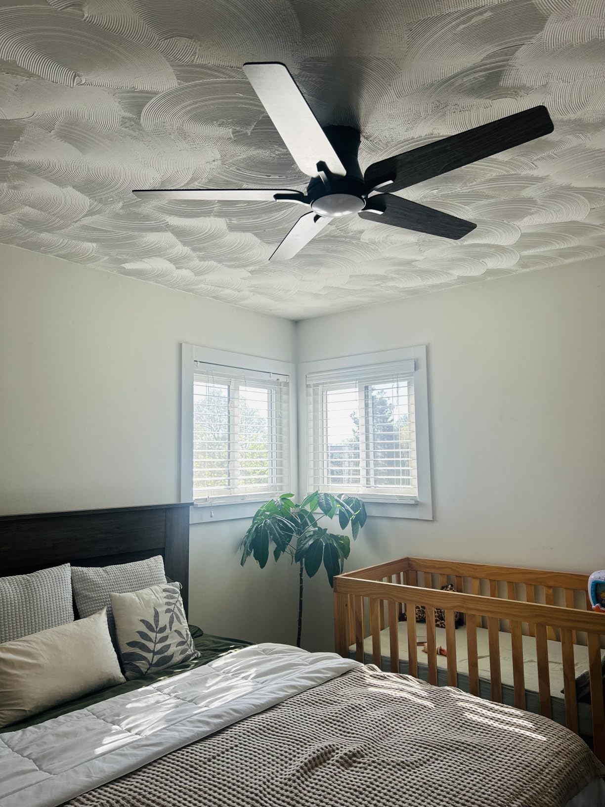 POCHFAN 52 Inch Ceiling Fans with Lights and Remote, Brushed Nickel Flush Mount Low Profile Ceiling Fan for Bedroom, Living Room, Patio, Dimmable 6 Speeds Noiseless, ETL Listed customer photo 1