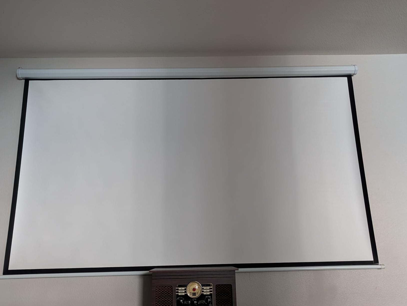 ViewSonic PX700HDH 3700 Lumens 1080p Projector, High Brightness and Supercolor Technology for Smooth Home Entertainment, 1.1x Optical Zoom, and Vertical Keystone for Flexible Setup, and Dual HDMI customer photo 2