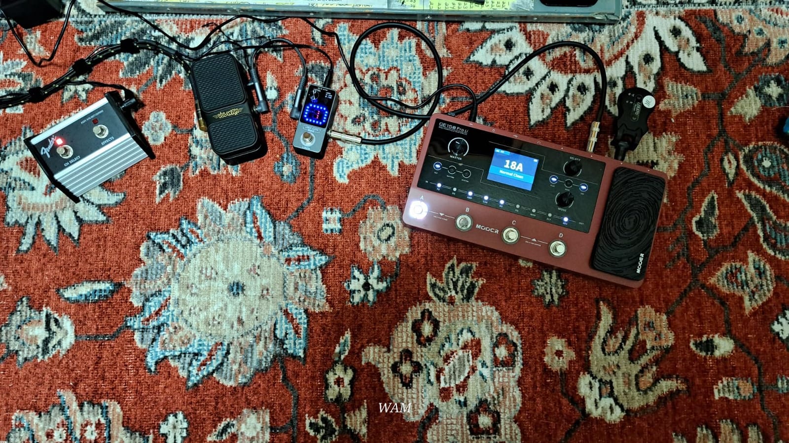 MOOER GE150 Pro Guitar Multi Effects Processor, 200 Presets & 170 Effects, NAM & MNRS Support, 55 Amp Models, 26 Cab Sims, 20 IR Slots, USB OTG Recording, 4-Footswitch, Looper & Expression Pedal customer photo 1