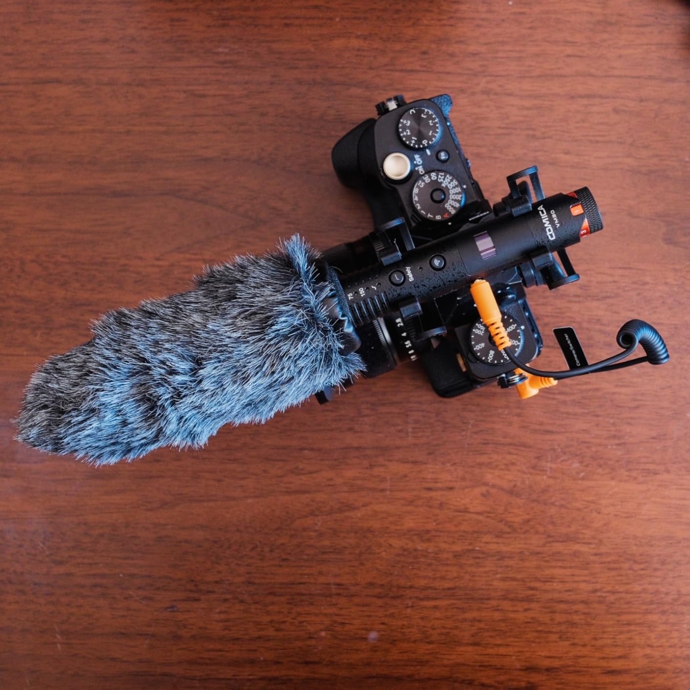 COMICA VM40 Wireless Shotgun Microphone with 48kHz/32-bit Float Recording | Wired and Wireless Modes, 32GB File Storage, 32H Working, 656ft Range, for Canon, Nikon, Sony, Phone, Filming, Video Recording customer photo 2