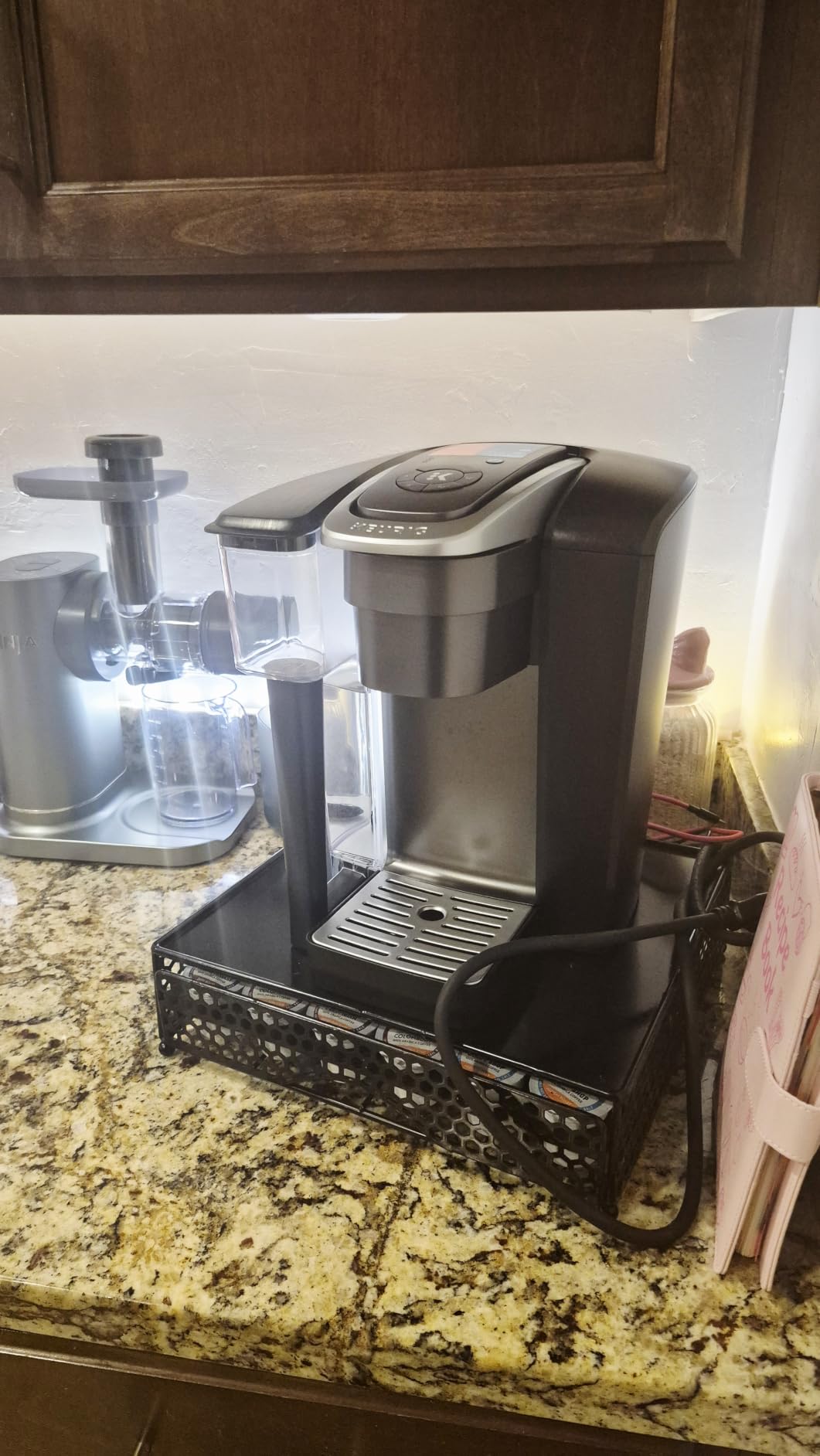 Keurig K-1550 Small Business Single Serve Coffee Maker, 96 oz Water Reservoir, Black customer photo 1
