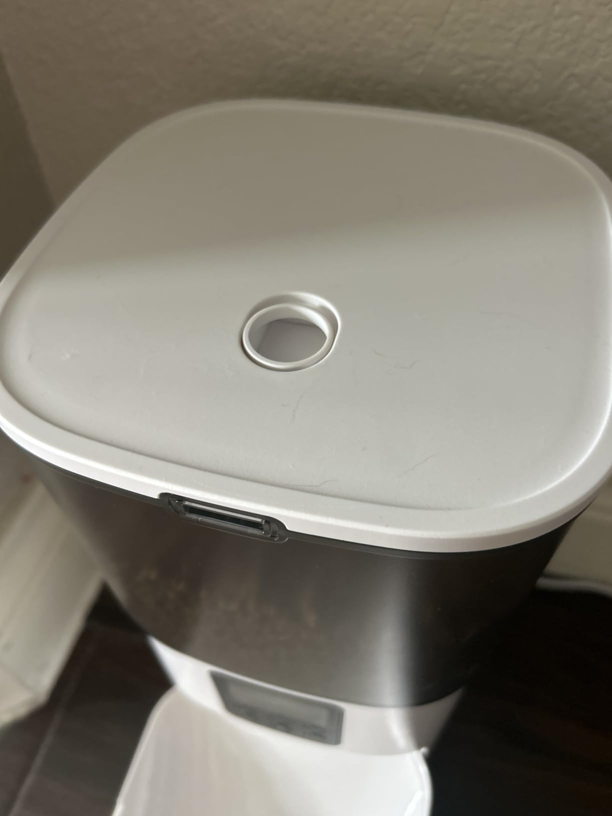 ANDOLL HOME Automatic Cat Feeder, 4L Cat Food Dispenser with 10s Voice Recorder, Pet Feeder up to 8 Meals per Day, Timed Dog Feeder with Dry Food Sealed Ring customer photo 1