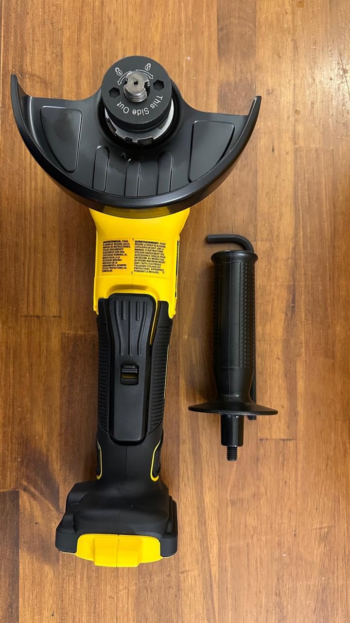 DEWALT 20V MAX* XR Brushless Cordless 4-1/2-5 in. Angle Grinder (Tool Only) (DCG410B) customer photo 1