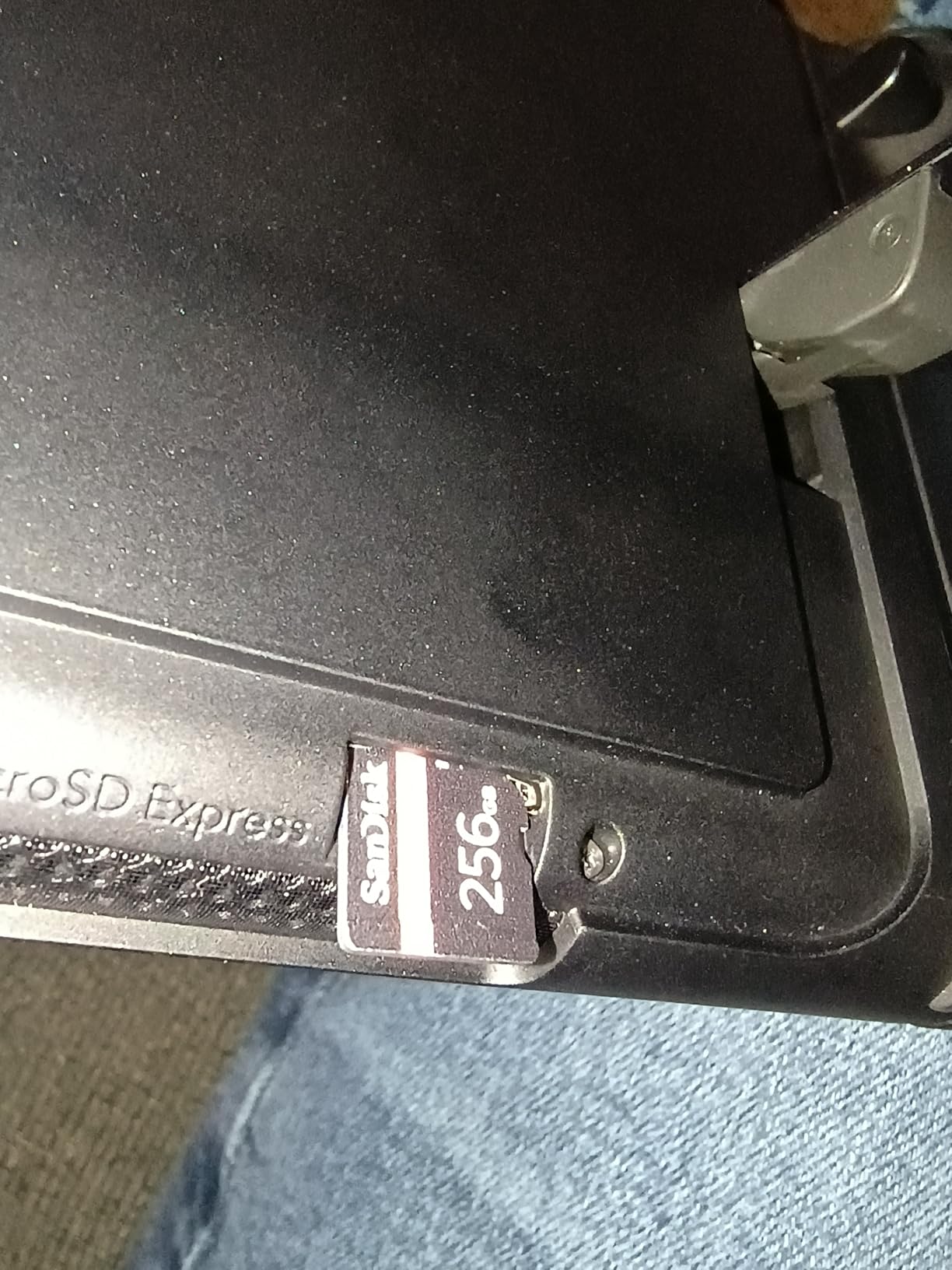 SANDISK 256GB microSD Express Card - Works with Nintendo Switch 2, Up to 880MB/s Read, Up to 650MB/s Write, U3, C10 customer photo 1