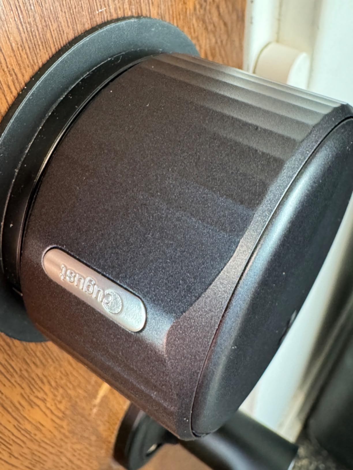 Yale|August Wi-Fi Smart Lock with Keypad, Silver | Keyless Entry, Touch Digital Keypad, Fingerprint Scanner, AUG-SL05-K04-S01 customer photo 2