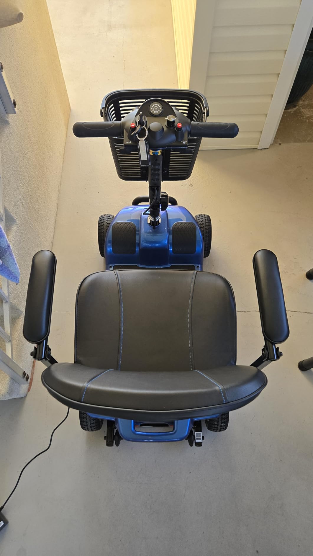 Vive 4 Wheel Mobility Scooter - Electric Powered Wheelchair Device | Compact Heavy Duty Mobile for Travel, Adults, Elderly - Long Range Power Extended Battery with Charger Included customer photo 2