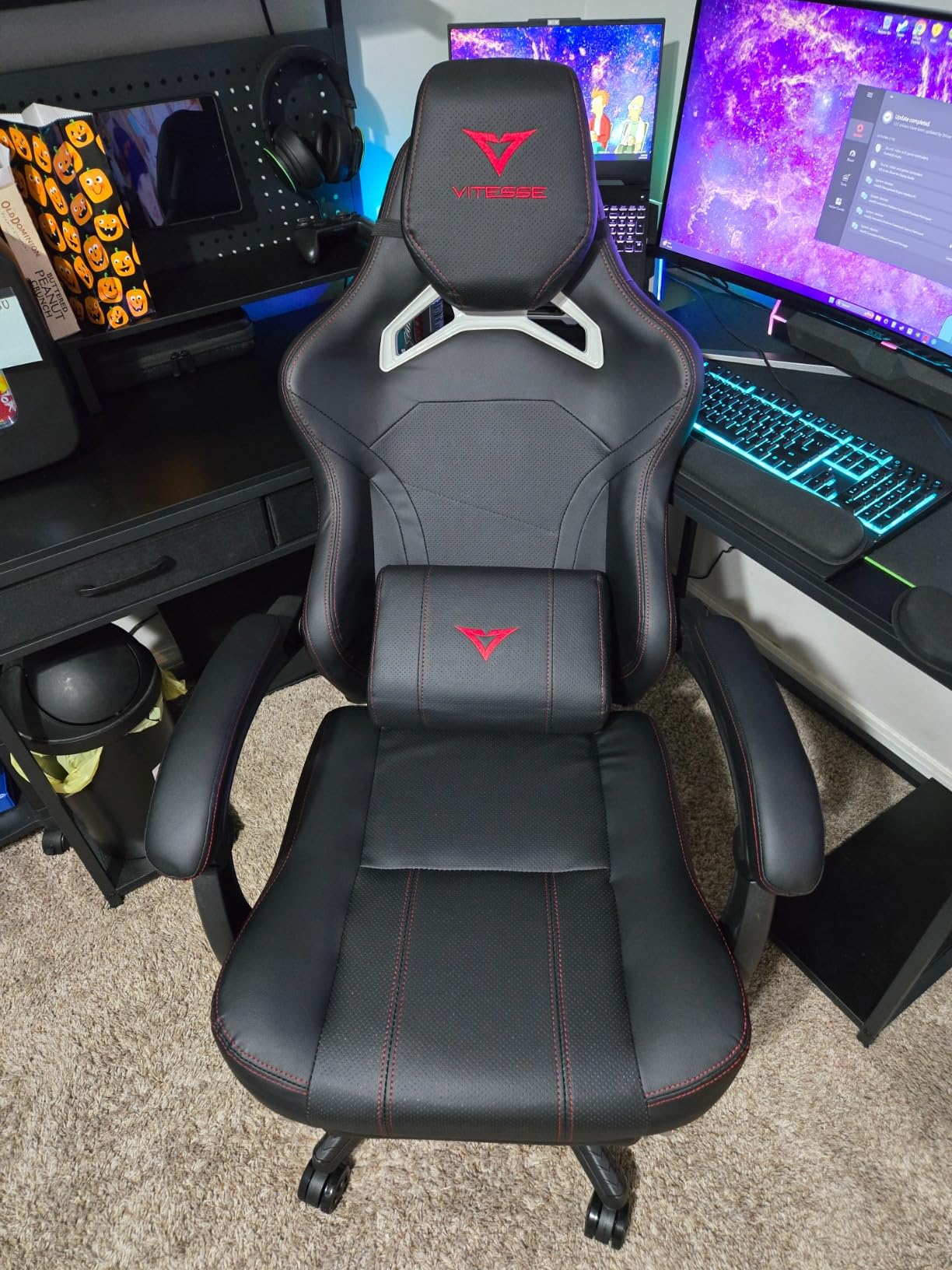 VITESSE Big and Tall Gaming Chair 400lb Capacity with Footrest, Racing-Style High Back Video Game Chair for Adults, PU Leather Computer Chair with Oversized Headrest for Gaming and Work customer photo 1