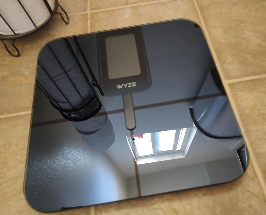 Wyze Scale Ultra, Smart Scale with 4.3