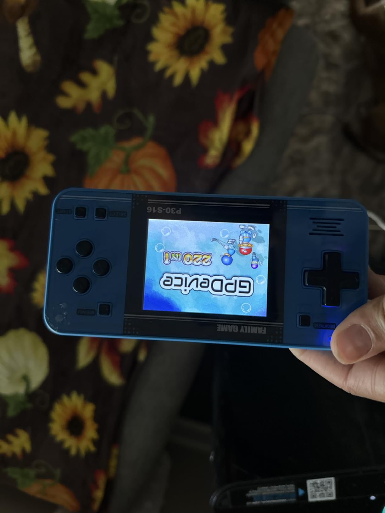 Handheld Game for Kids - Preloaded 220 Retro Video Games, Portable Gaming Player with Rechargeable Battery 3.0