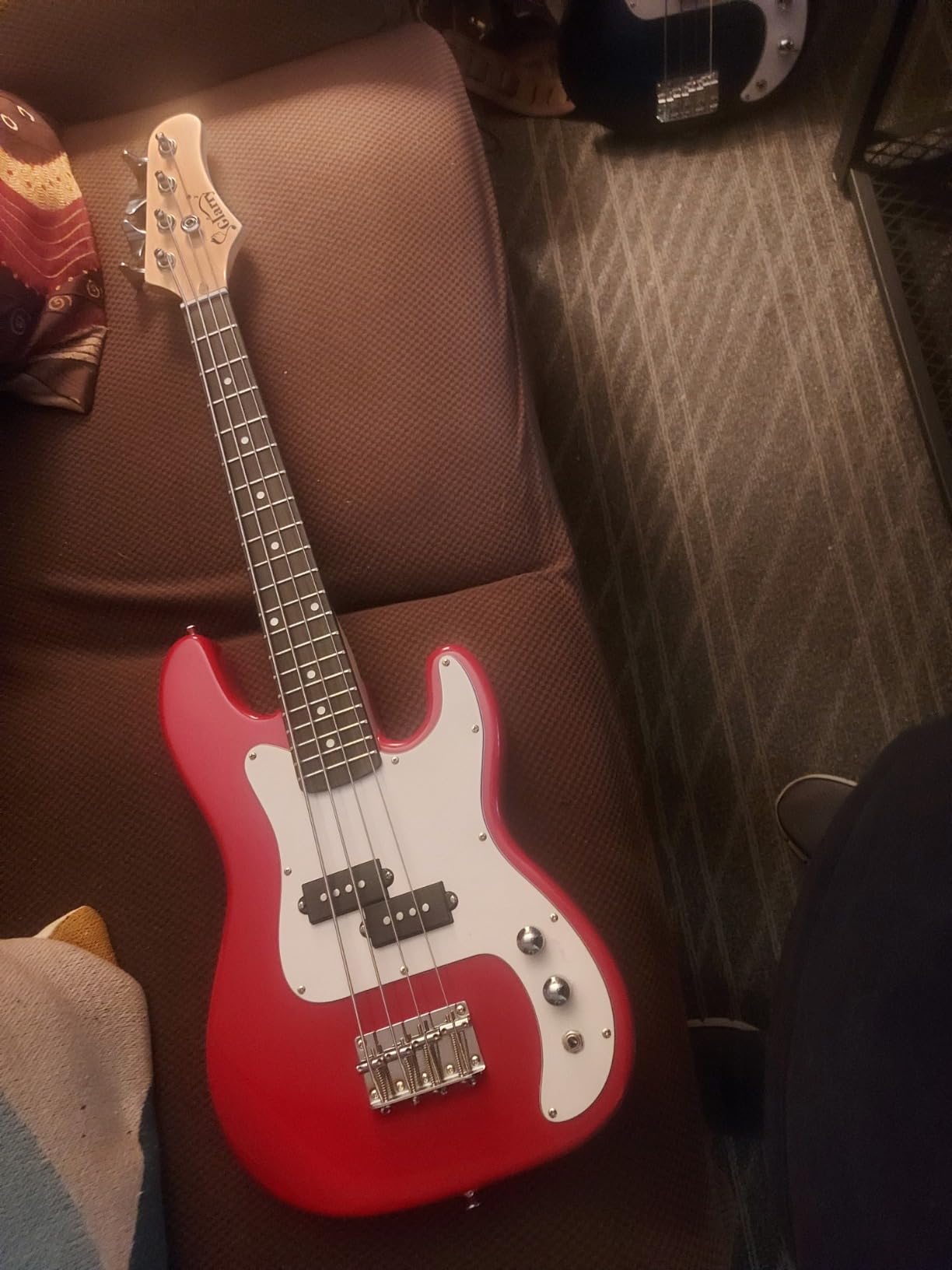 GLARRY 36in Electric Bass Guitar, 4 String Beginner Starter Kit with Accessories including Cable, Strap, Bag for Adults (Red) customer photo 1