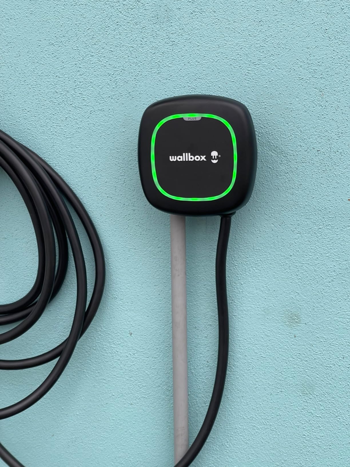 Wallbox Pulsar Plus Level 2 EV Charger Hardwired 48 Amp - EVSE 11.5kW 240V Electric Vehicle Charging Station J1772-25ft Cable - Electric Car Charger for Outdoor & Indoor - Energy Star & UL Certified customer photo 2