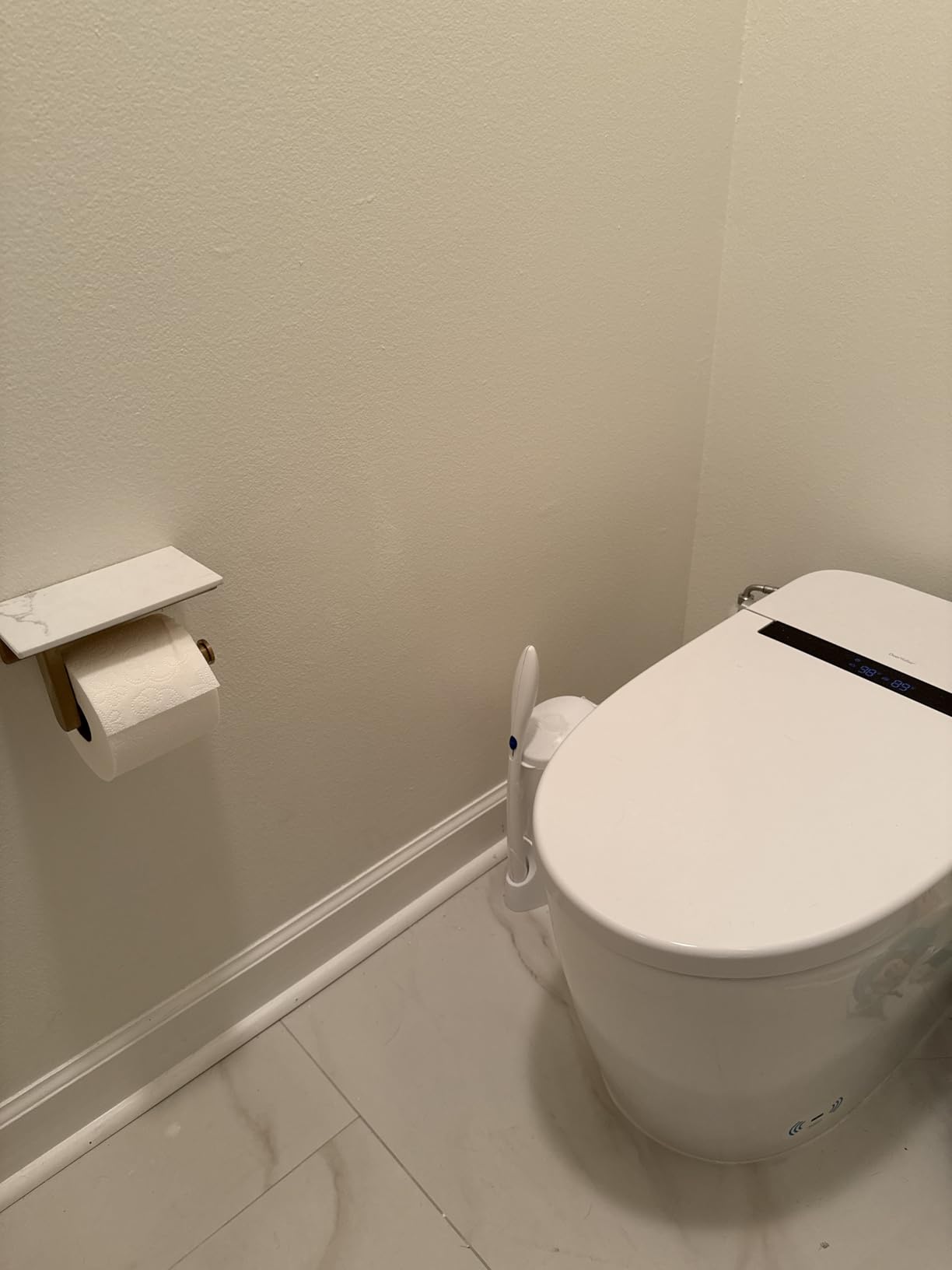 DeerValley Luxury Smart Toilet with Bidet Built in Bubble Wash, Auto Open/Close Lid Water Filter Instant Heated Seat Dryer, Soft-Close Modern Japanese One-Piece Toilet with Night Light for Bathrooms customer photo 2
