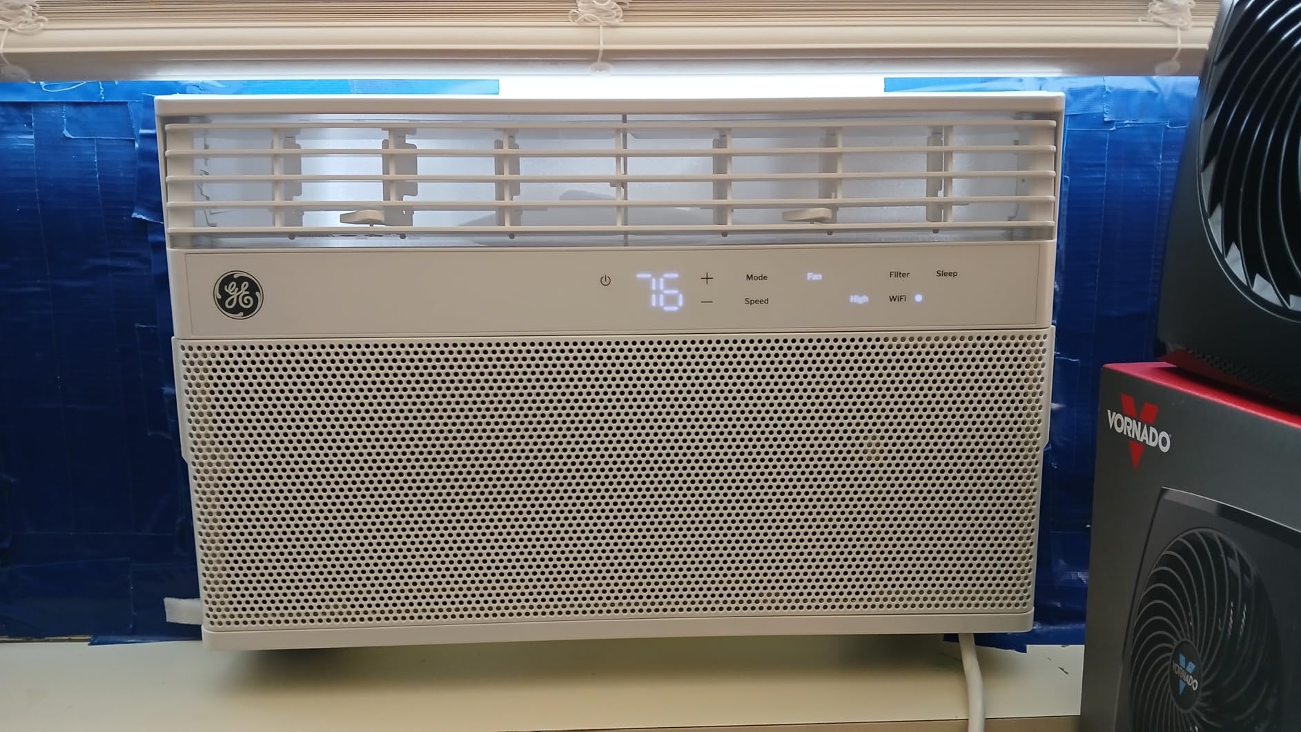 GE 8,000 BTU Smart Window Air Conditioner, Quiet & Energy Efficient Bedroom AC, 350 Sq Ft, Wi-Fi, Alexa/Google, EZ Install Kit, White customer photo 2
