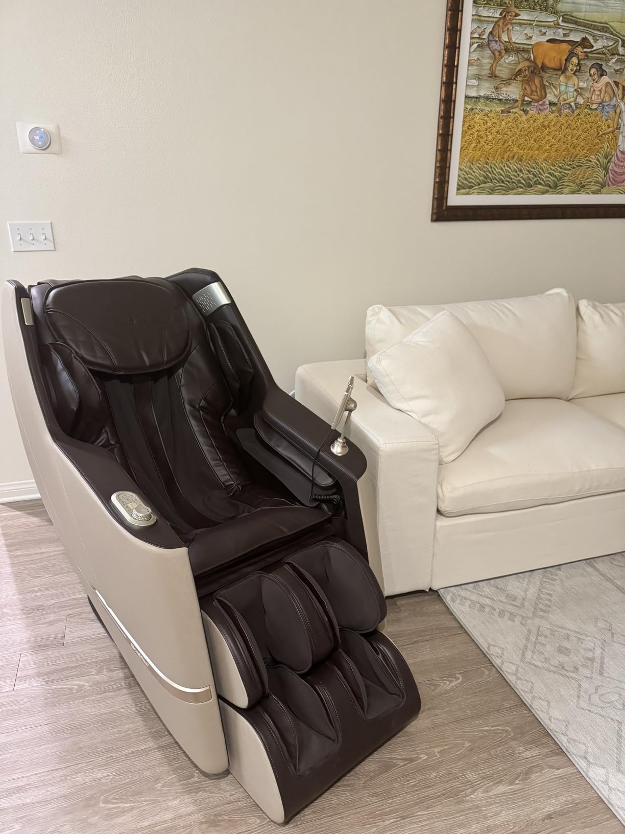 iBooMas Massage Chair Full Body Upgrade 20 Auto Modes Zero Gravity SL-Track | Extendable Footrest, Body Scan, 7 Manual Techniques, Foot Rollers, Heat Therapy, Airbags, Bluetooth, APP (Beige & Brown) customer photo 1