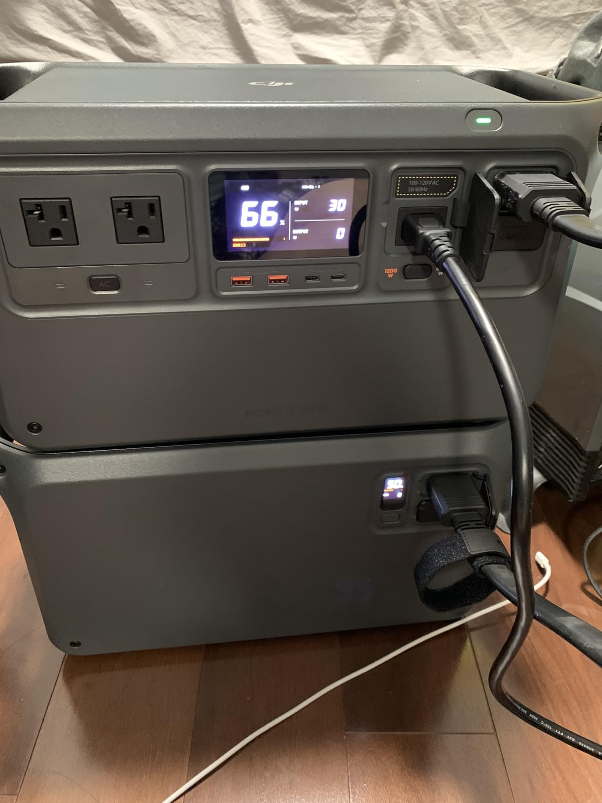 DJI Expansion Battery 2000, 2048Wh High-Capacity Expansion Battery for DJI Power 1000/2000, Extra Expandable Energy for Portable Generator, Home Backup, Camping, RVs, Emergency customer photo 2