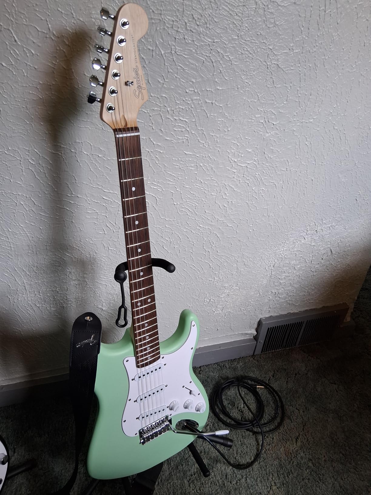 Fender Squier Stratocaster Electric Guitar - Surf Green Bundle with Amplifier, Gig Bag, Cable, Strap, Picks, and Austin Bazaar Instructional Video customer photo 1
