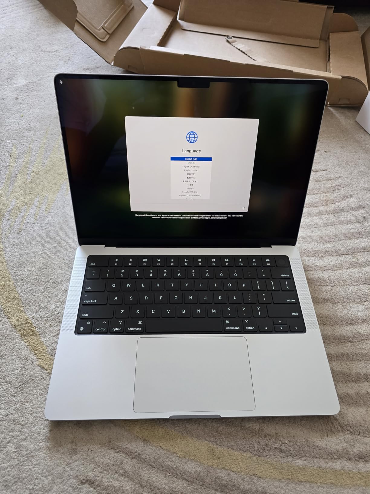 Apple 2024 MacBook Pro Laptop with M4 Pro, 12-core CPU, 16-core GPU, 14.2-inch Liquid Retina XDR Display, 24GB Unified Memory, 512GB SSD Storage, Space Black customer photo 1