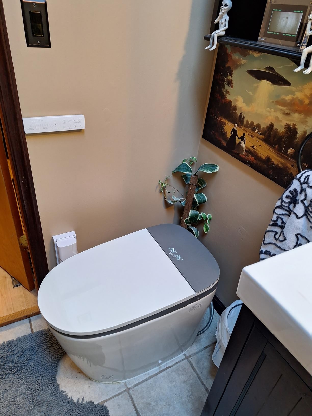 EPLO Smart Toilet Bidet with Auto Open Close,1000 Gram MaP Flush Score,Foam Dispenser, ADA Comfort Height, Moving Dryer,Auto Flush,Heated Seat,One Piece Elongated Toilet with Tank Built in U8MAX customer photo 1