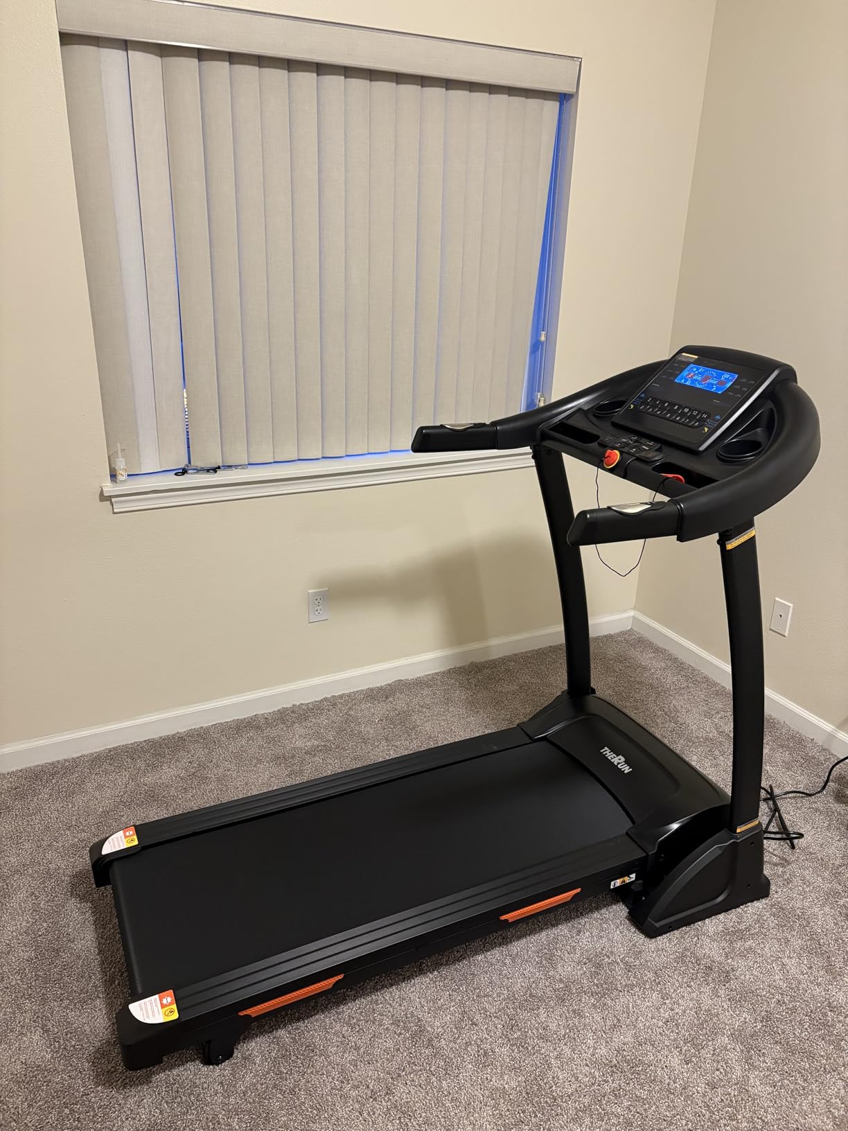 THERUN Folding Incline Treadmill 16% Running Treadmill for Home | 400lbs Capacity, 4.0HP, with App, Heart Rate, Wide Belt customer photo 1