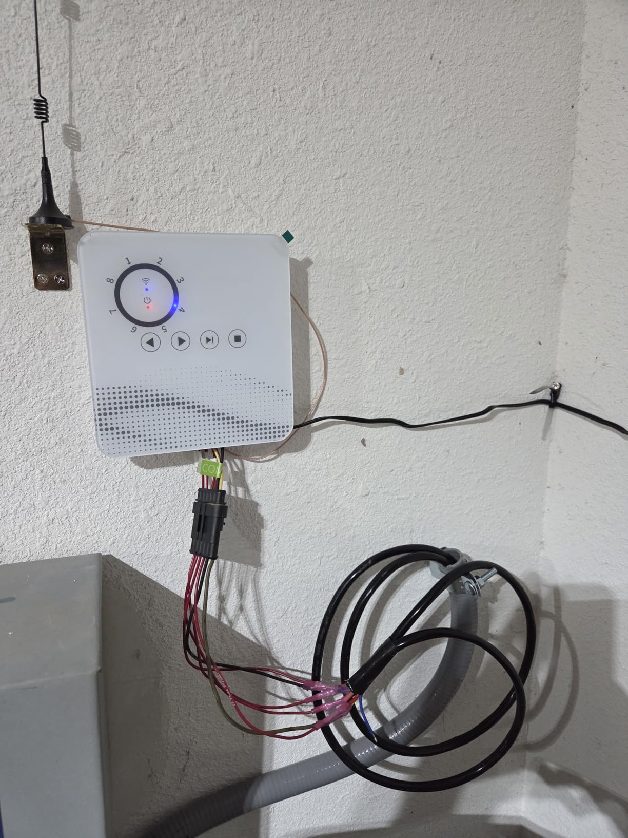 tolviviov Smart Sprinkler Controller, 8-Zone Indoor WiFi Irrigation Controller, App Enabled, Simple Automated Watering Scheduling, Local Weather Intelligence, Rain, Freeze Skip customer photo 2