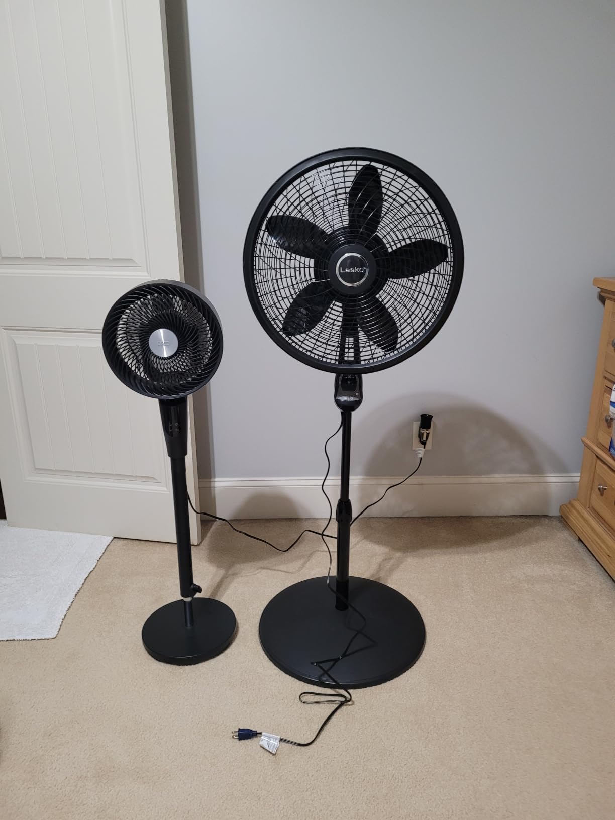 DREO Fan for Bedroom, 2026 Upgraded, 90ft Airflow, Quiet Fan, 90° Oscillating Standing Fan for Whole Room, DC Motor, 8+H Speeds, 3 Modes, 38-42'' Adjustable Height, 8H Timer, 105° Manual Vertical customer photo 2