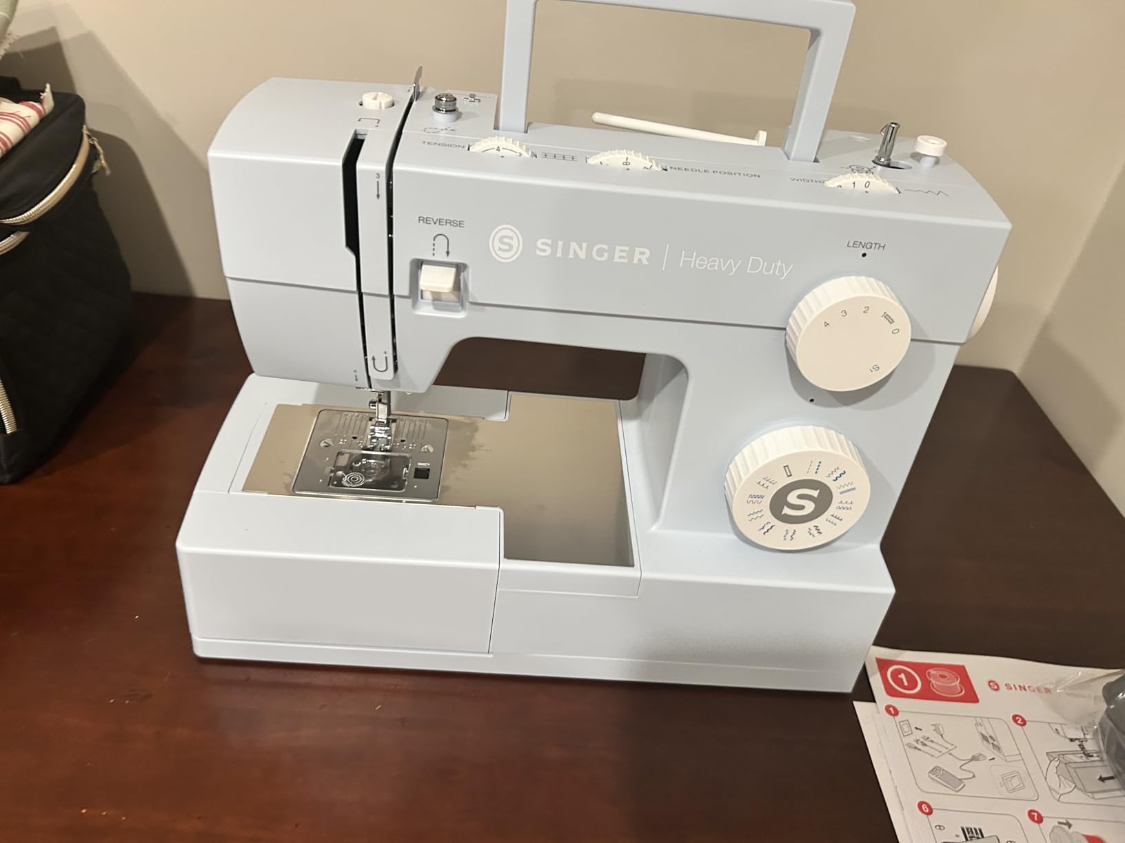 SINGER 4423 (Meltwater Blue) Heavy Duty Sewing Machine with Accessories | 23 stitches deliver 97 applications, 50% more power for denim and canvas, 1100 stitches/min, metal frame, 1-step buttonhole customer photo 2