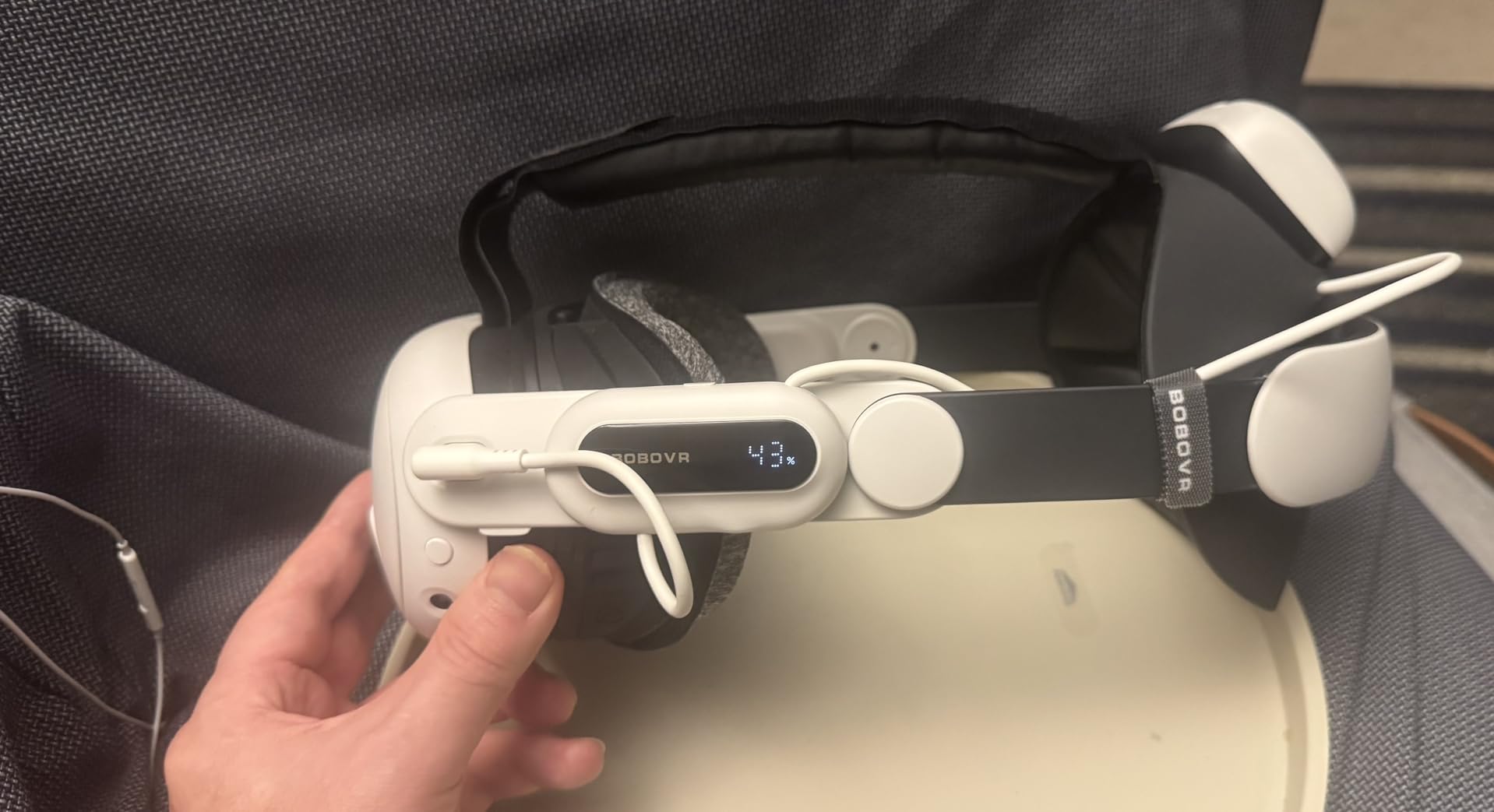 BOBOVR E3 Pro Battery Strap Accessories for Meta Quest 3/3S, 10000mAh Hot Swappable Fast Charging Battery and 3.5mm Audio Expansion customer photo 1