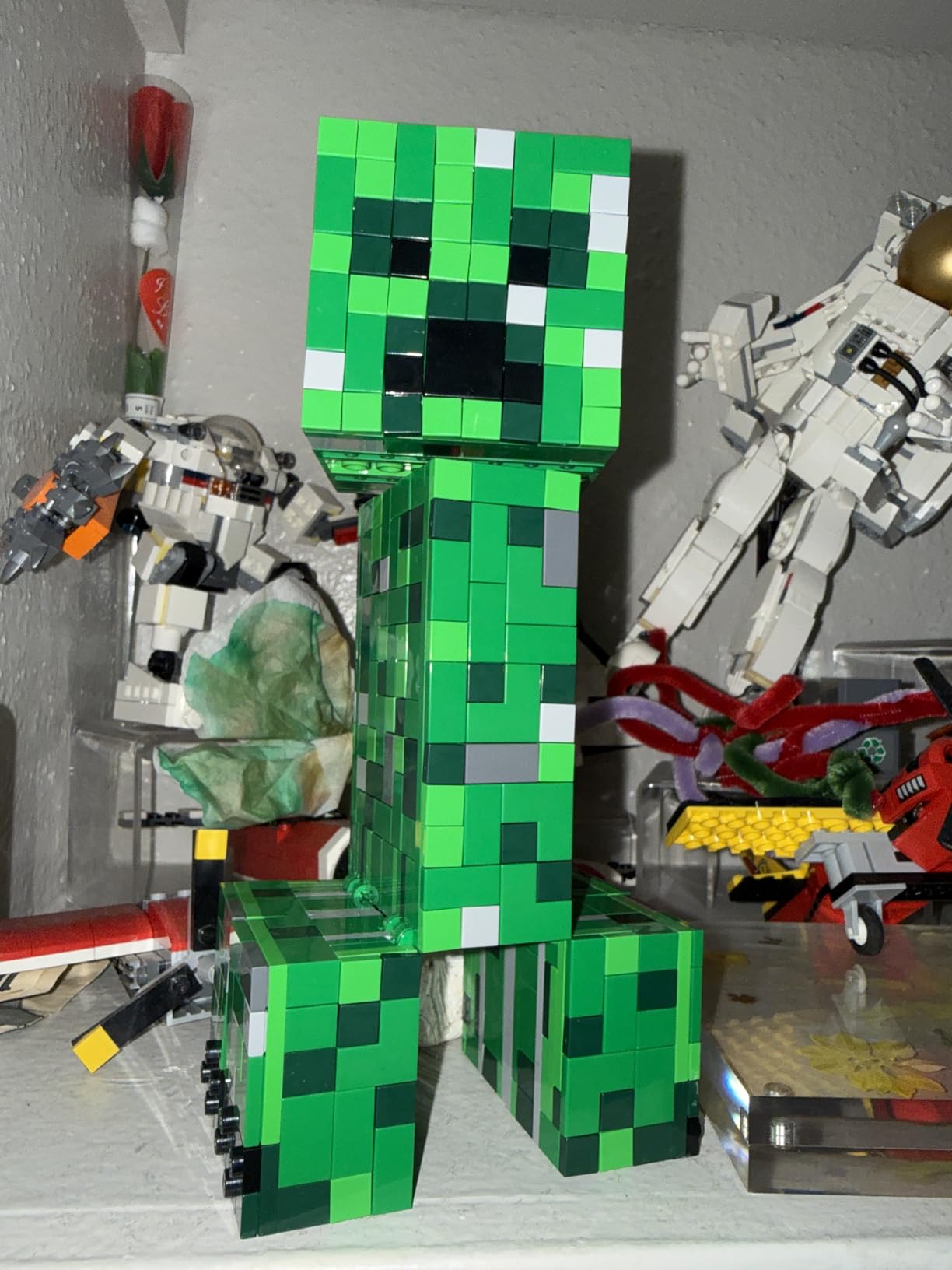 LEGO Minecraft The Creeper Kids Building Toy - Minecraft Toy for Boys & Girls, Ages 10+ - Room Decor for Gamers w/ 1st Version Creeper Minifigure - Gift for Birthdays - 21276 customer photo 1