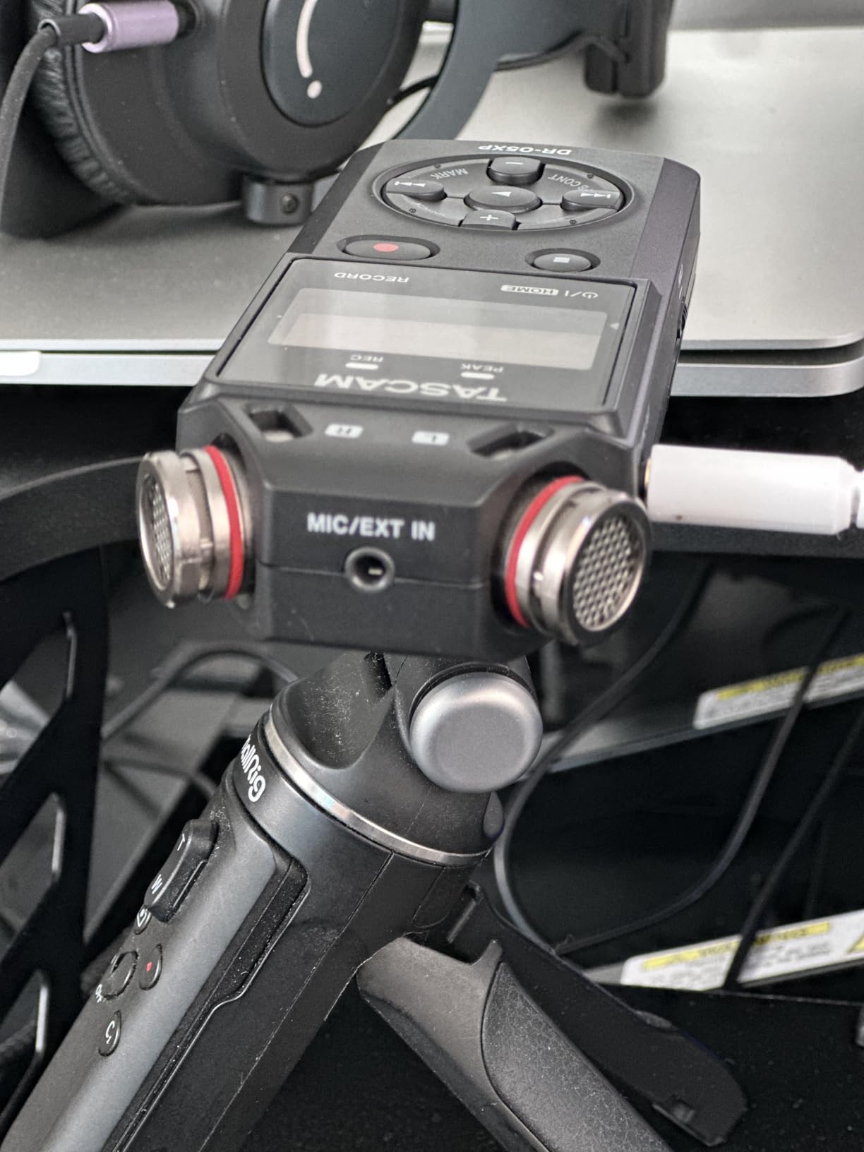 TASCAM DR-05XP 32-Bit Float Portable Handheld Field Recorder and USB-C Audio Interface - Digital Stereo Recording of Music, Sound, Voice, Audio for Video and Podcasting customer photo 2