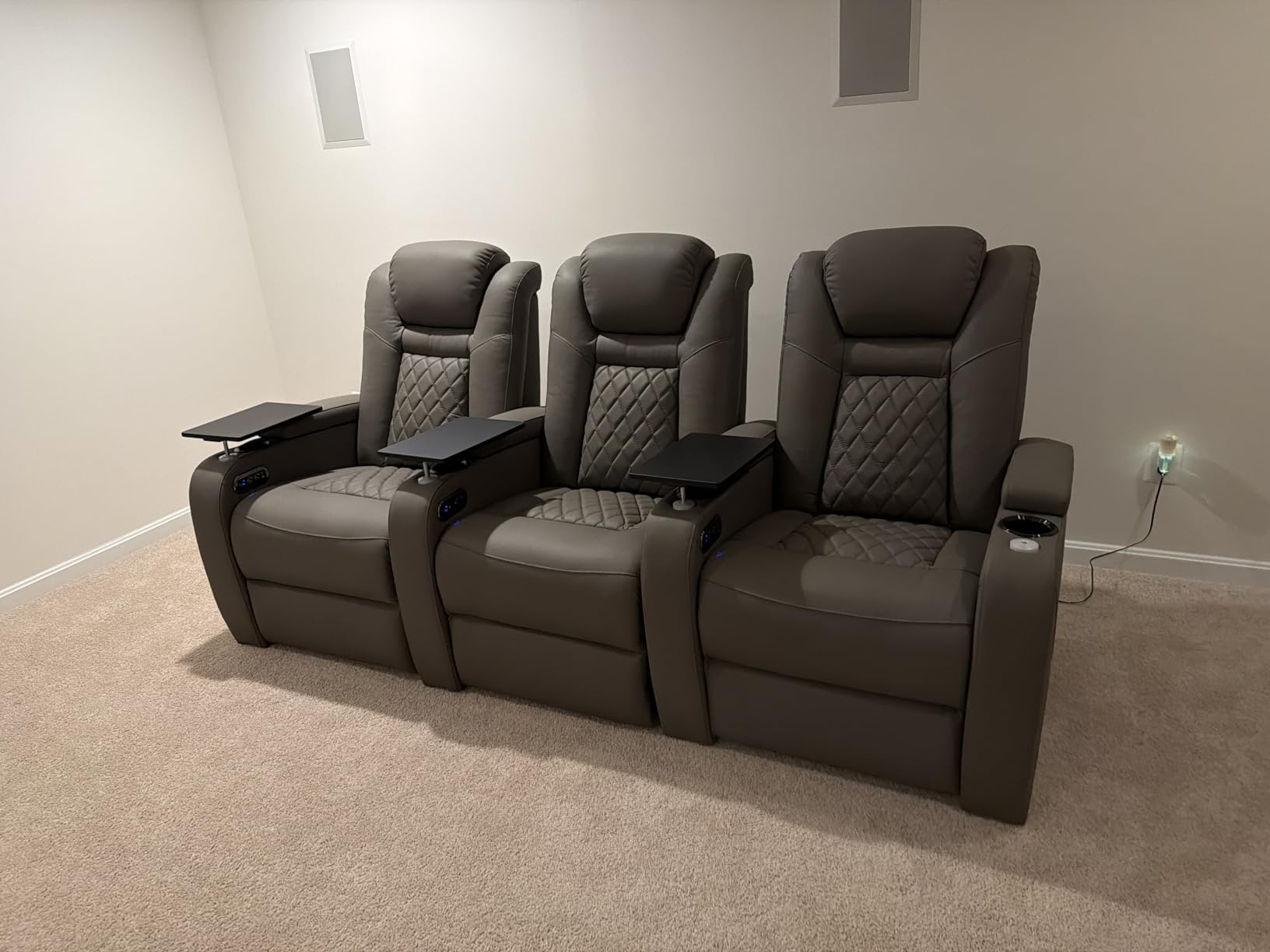Home Theater Seating, Classic Series Leather Movie Theater Chairs, Power Headrest and Memory with C-Type USB Charger, 7Color Ambient Lighting and Tray Table, Black Power Adjustable Recliner(Row of 1) customer photo 1