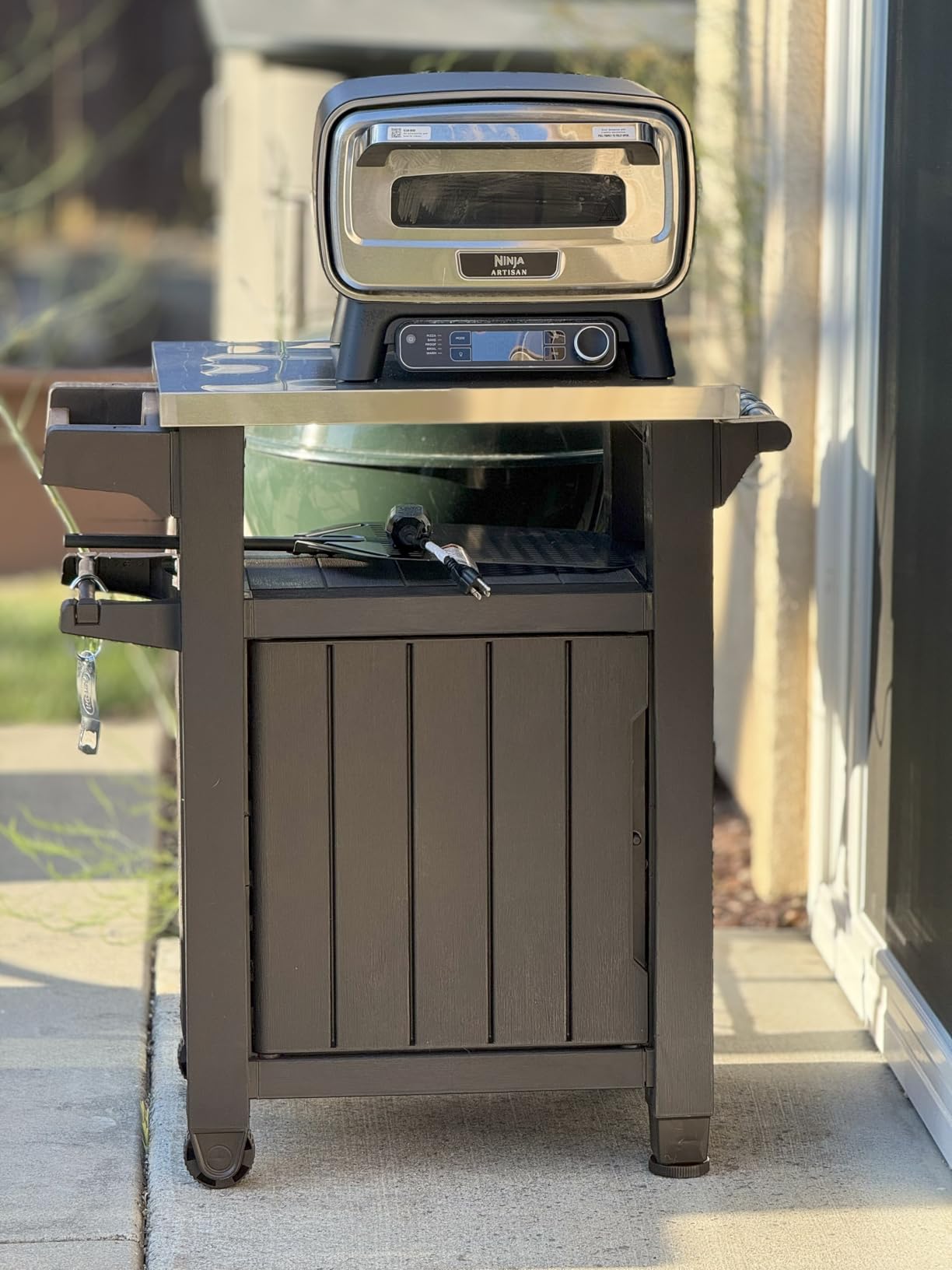 Ninja Artisan Pizza Oven, 12-in Pizza in 3-Min, 700F, 5-in-1, Gray, MO201 | Ninja Artisan Electric Pizza Oven bakes 5 pizza styles and air fries, all in one outdoor appliance. customer photo 1