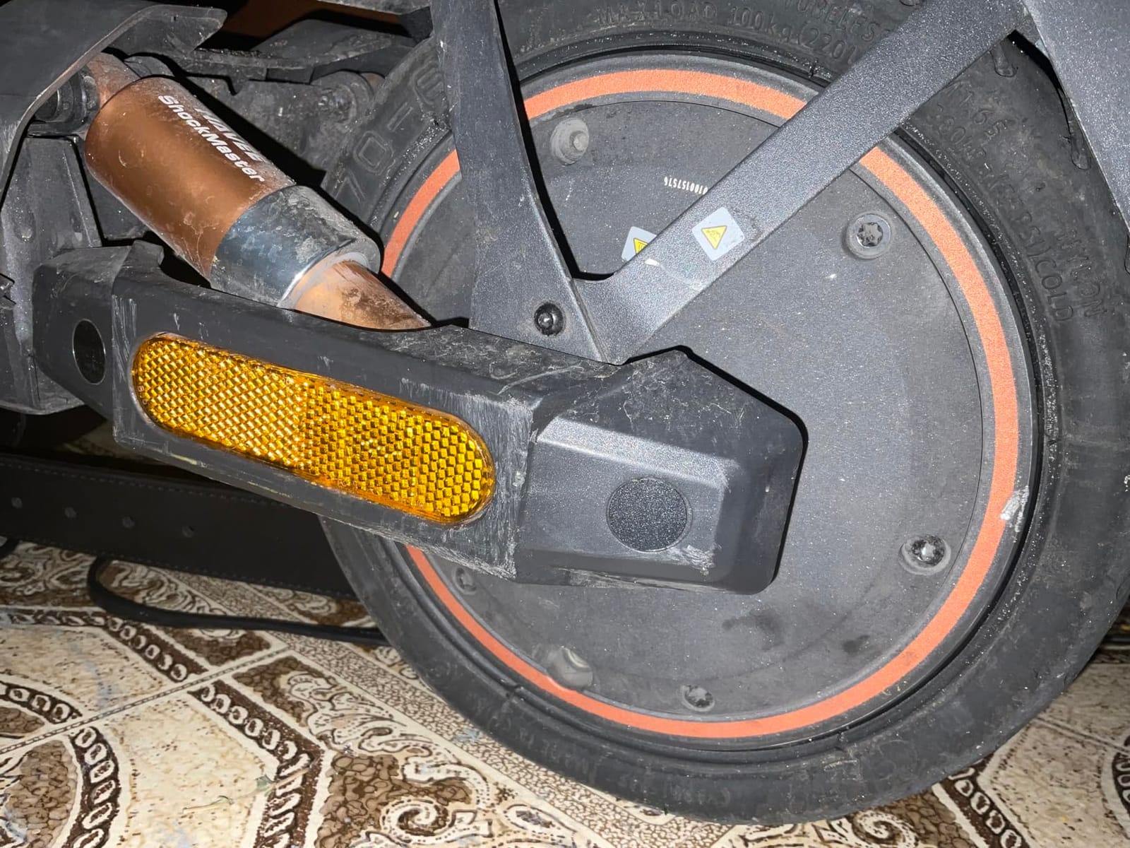 NAVEE GT3/ST3/GT5 Series Electric Scooter, 20/25 MPH Top Speed, 30-55.9 Miles Max Range, 1000-1638W Motor with Dual Suspension, 10
