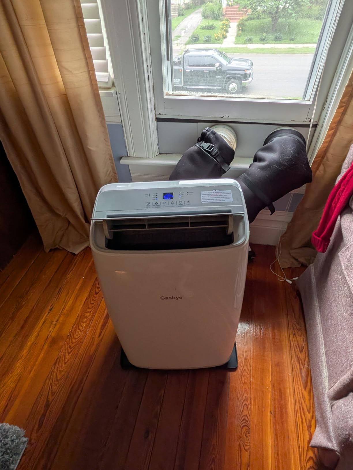 Gasbye Dual Hose Portable Air Conditioner, [2026 Upgraded] Full DC Inverter Compressor, Energy-Saving 13.6 CEER, Low Noise (45dB), Cools Room up to 500 Sq.Ft., Backlit Remote Control, 14,000BTU, White customer photo 1