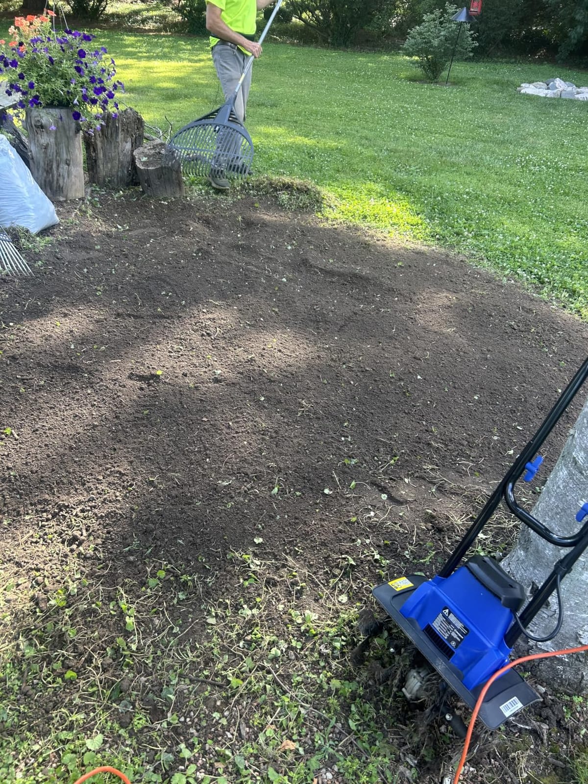 Westinghouse 18-Inch, 15 Amp Corded Electric Tiller Cultivator for Gardening with 6 Steel Blades customer photo 1