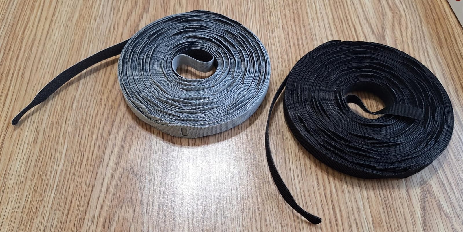 VELCRO Brand Reusable Cable Ties, Cord Management, 6in, Black, 100 Pack | Wire And Cable Management Straps For Electronics, Desks, Home Offices, Workstations And Gaming Setups; Adjustable customer photo 2