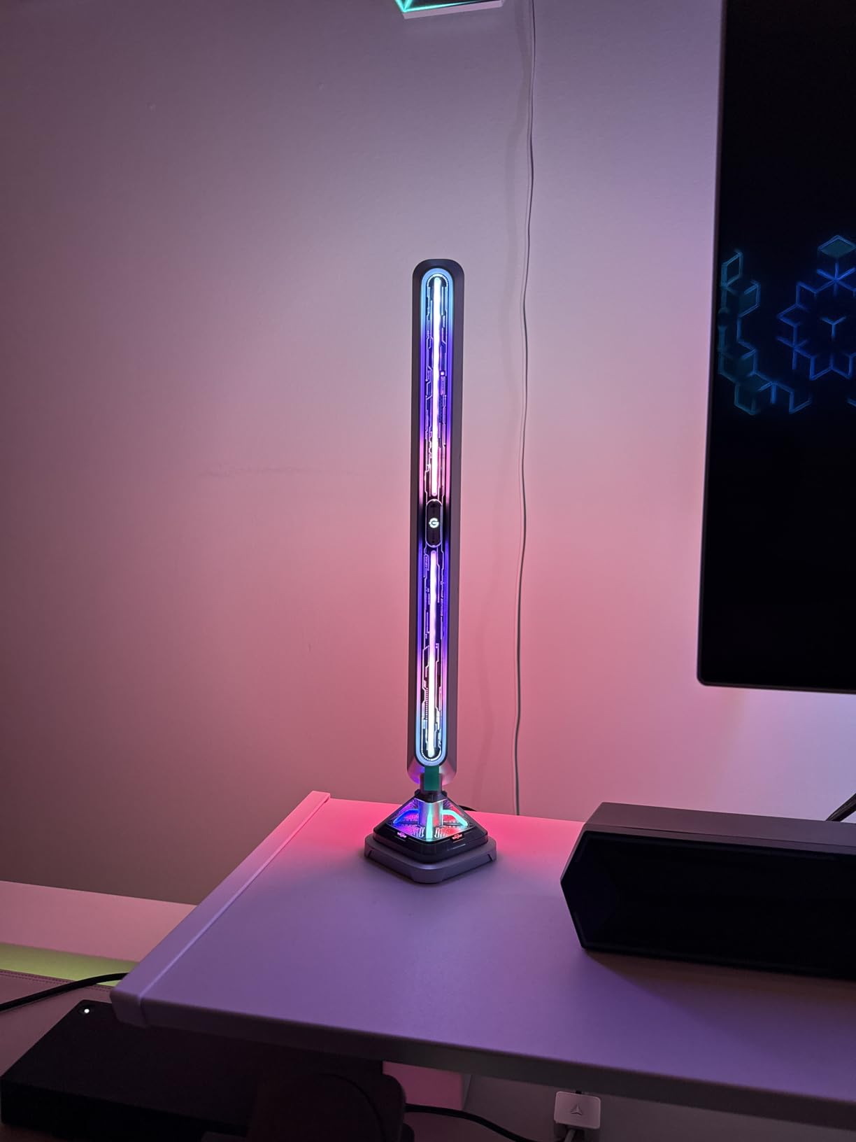 Govee Gaming Light Bars Pro,16-Inch Smart RGBIC Wi-Fi LED Game Lights | Upgraded,RGBICIllumination,Triple-Sided,Music Sync & 60+ Scene Modes, Works with Alexa & Google Home, Gaming Room Decor customer photo 2