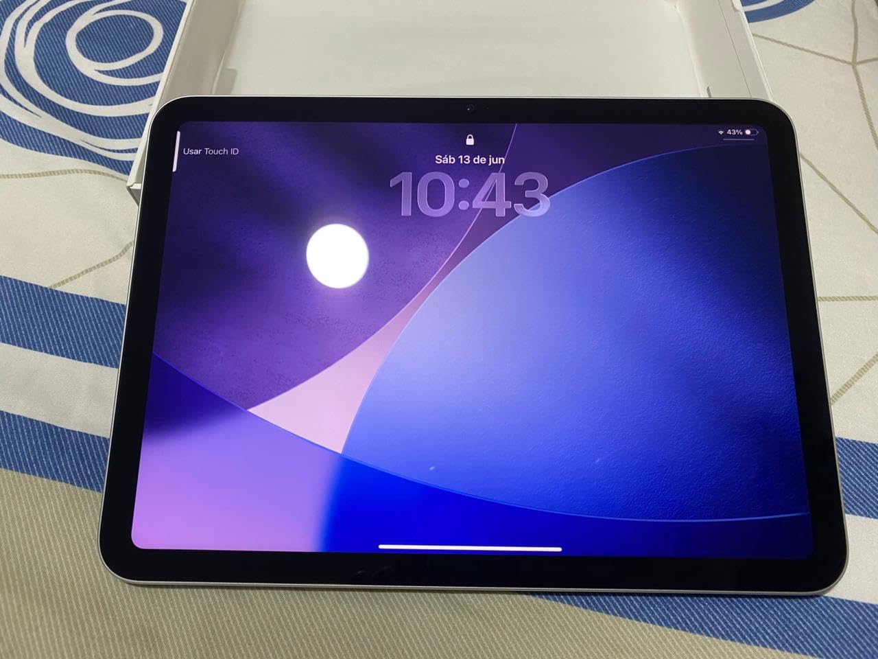 Apple iPad 11-inch: A16 chip, 11-inch Model, Liquid Retina Display, 128GB, Wi-Fi 6, 12MP Front/12MP Back Camera, Touch ID customer photo 1