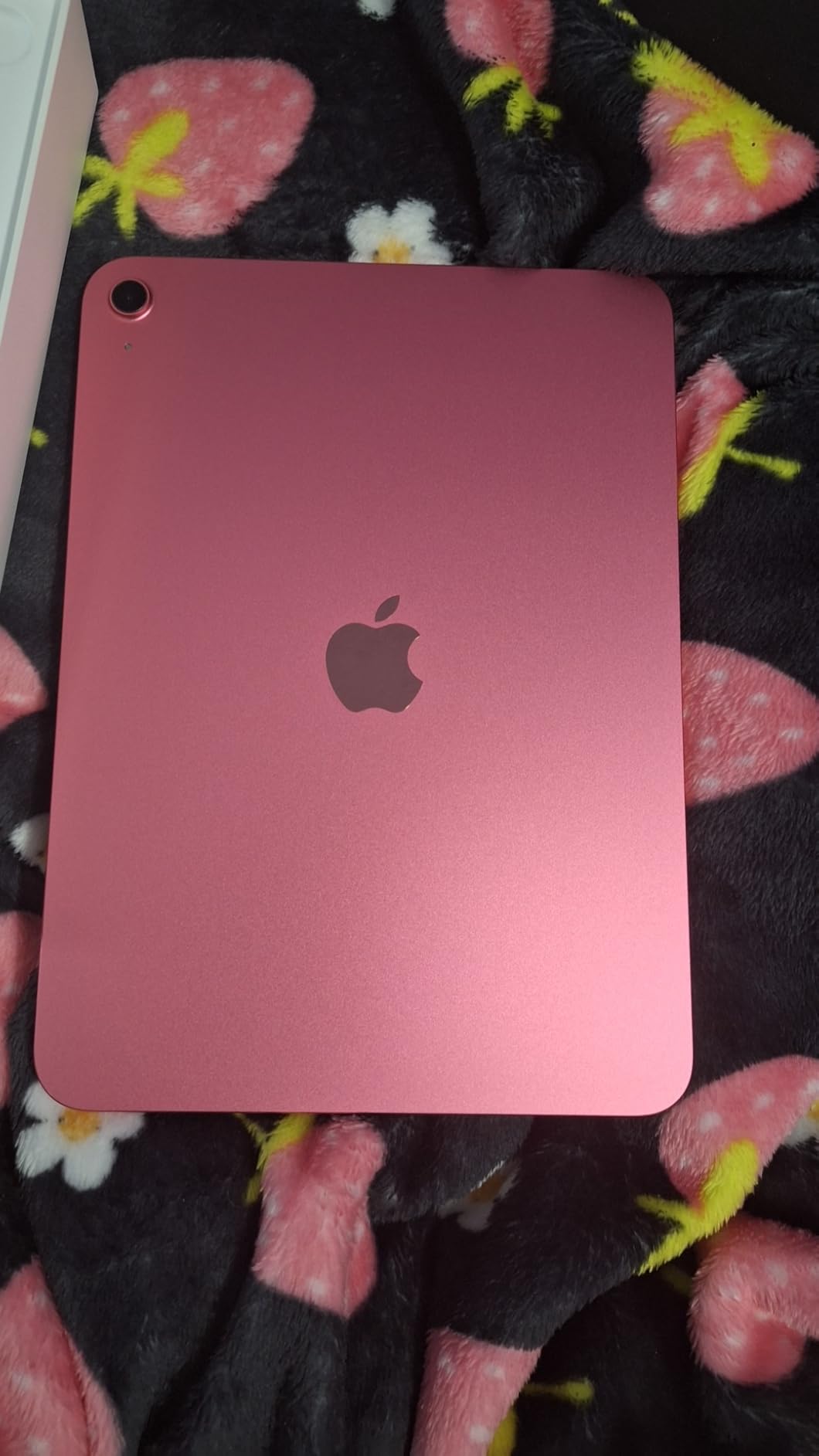 Apple iPad 11-inch: A16 chip, 11-inch Model, Liquid Retina Display, 128GB, Wi-Fi 6, 12MP Front/12MP Back Camera, Touch ID customer photo 2